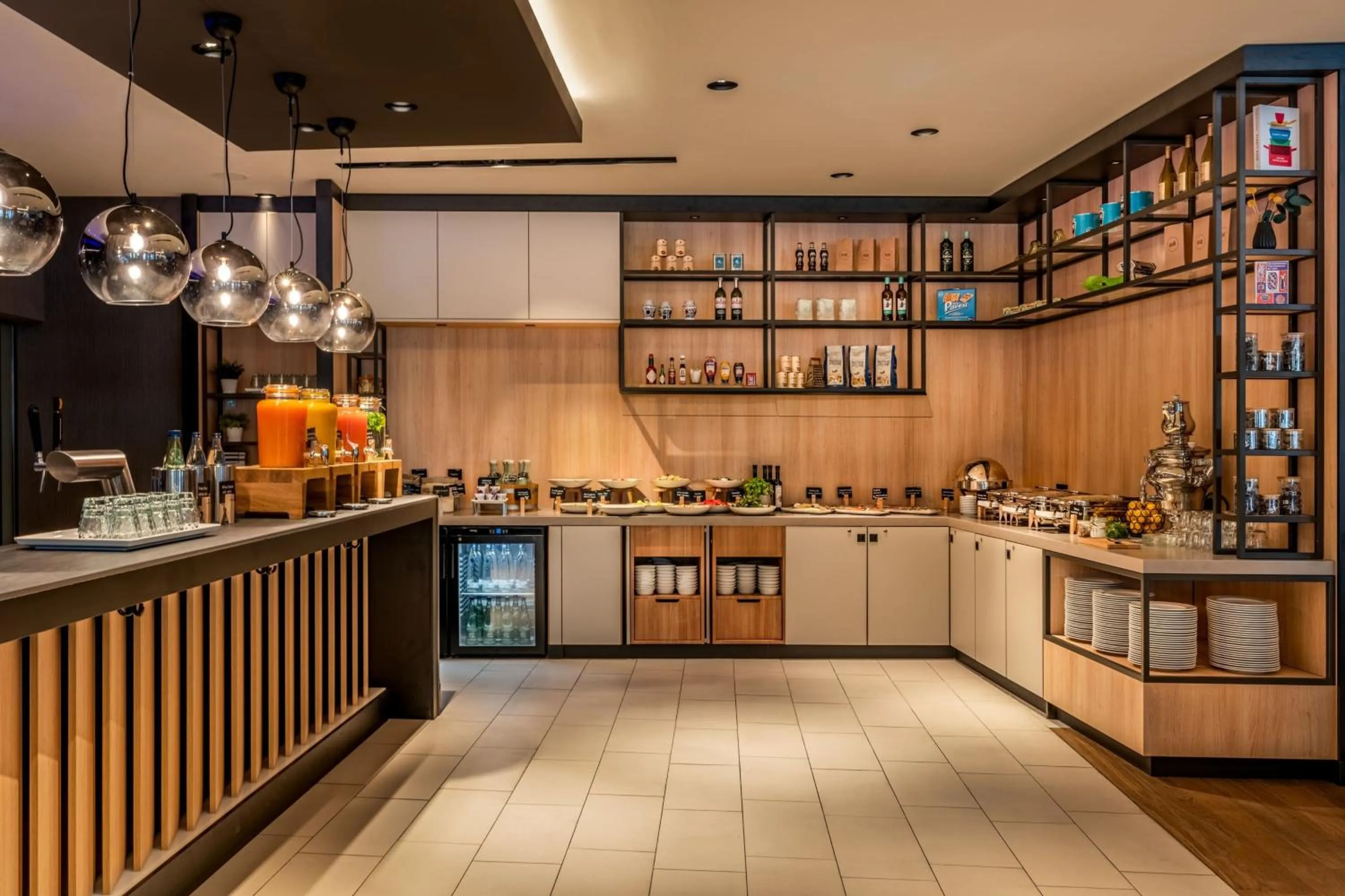 Restaurant/places to eat in Courtyard by Marriott Cologne