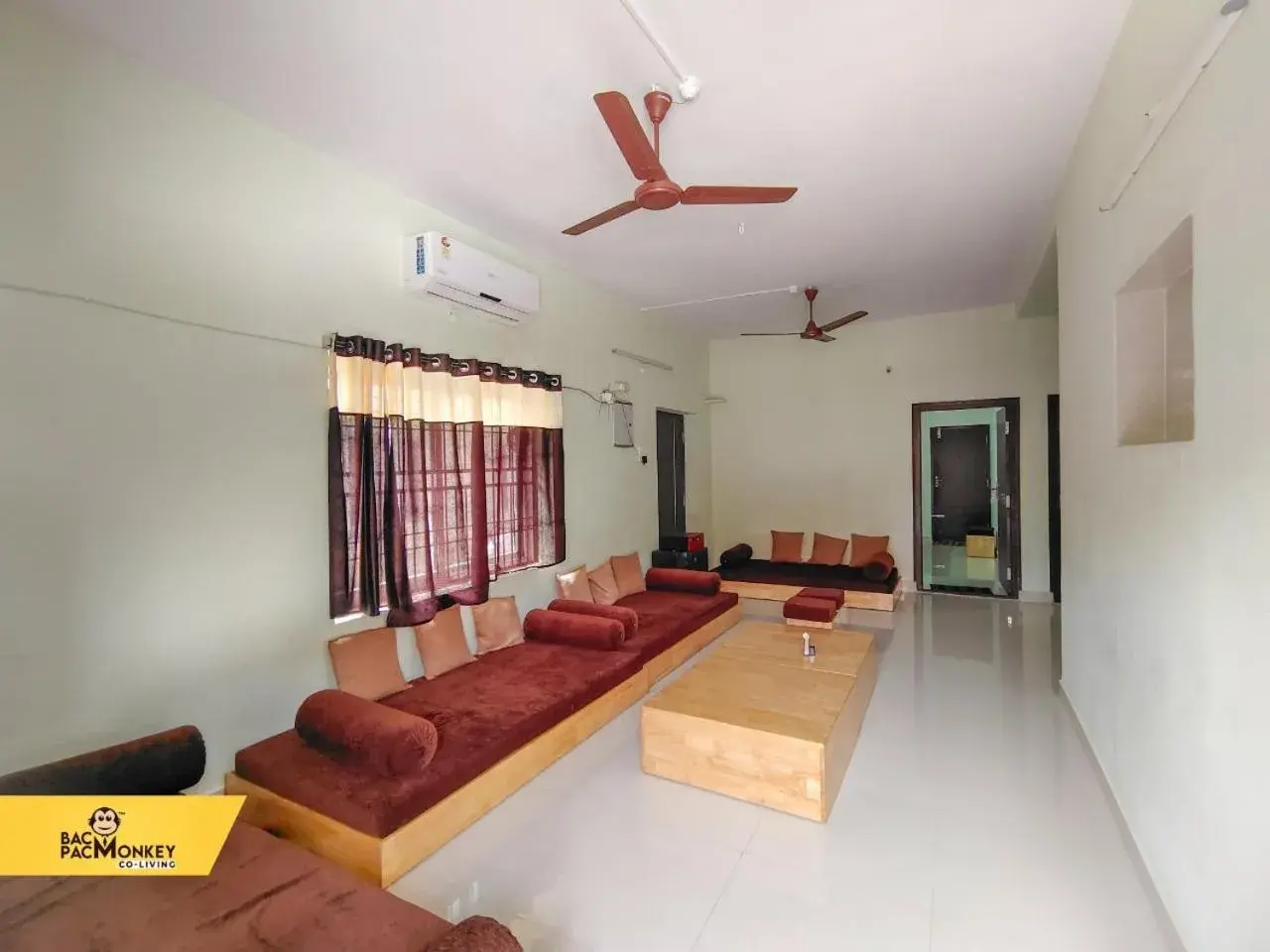 Double Room with Private Bathroom in BACPAC MONKEY COLIVING Double Room with Private Bathroom in BACPAC MONKEY COLIVING