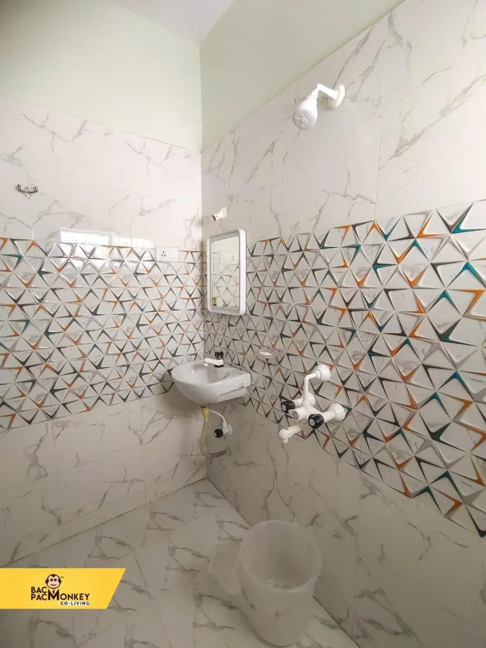 Standard King Room in BACPAC MONKEY COLIVING Standard King Room in BACPAC MONKEY COLIVING