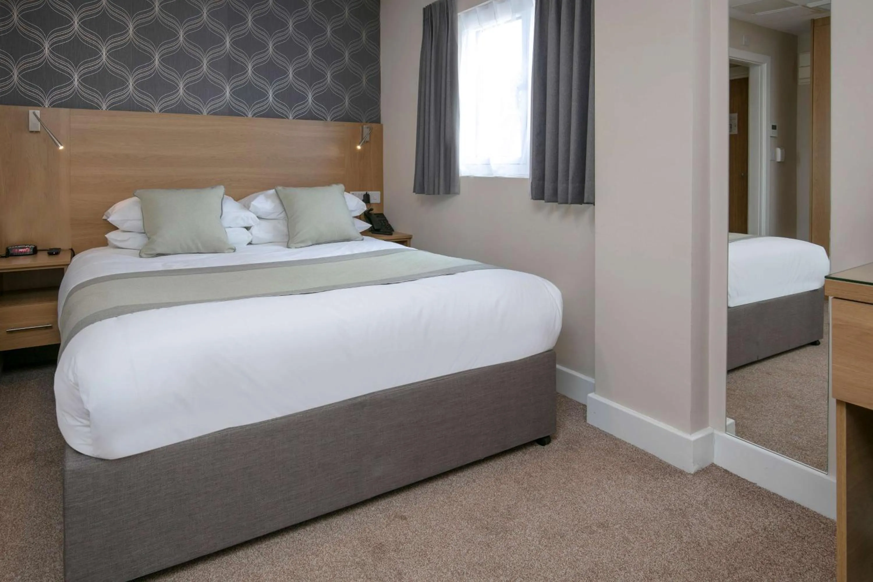 Bedroom, Bed in Best Western Northfields Ealing Hotel