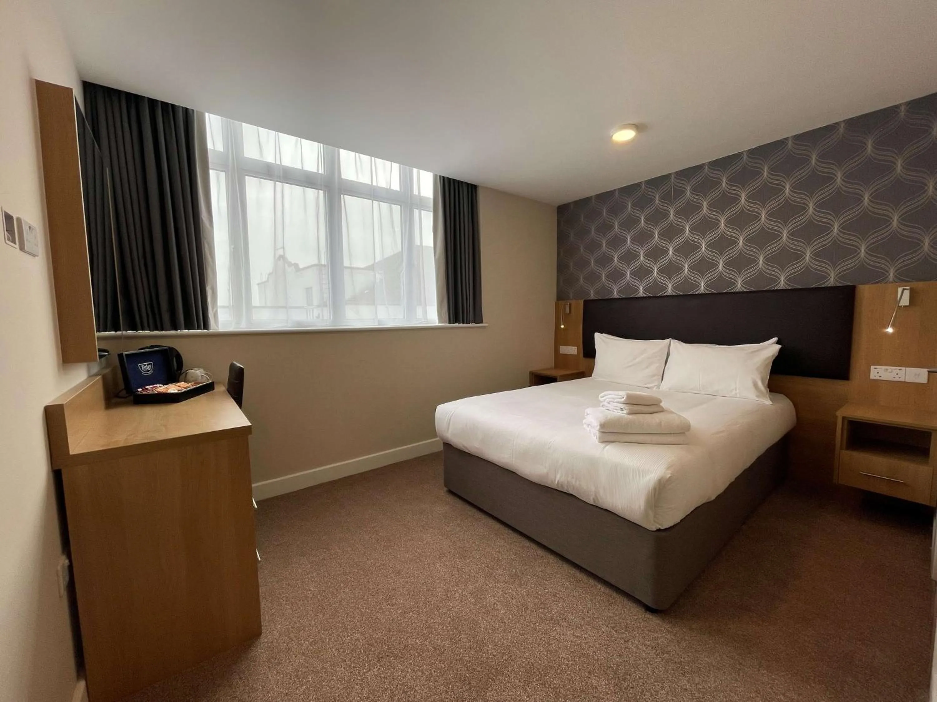 Bedroom, Bed in Best Western Northfields Ealing Hotel