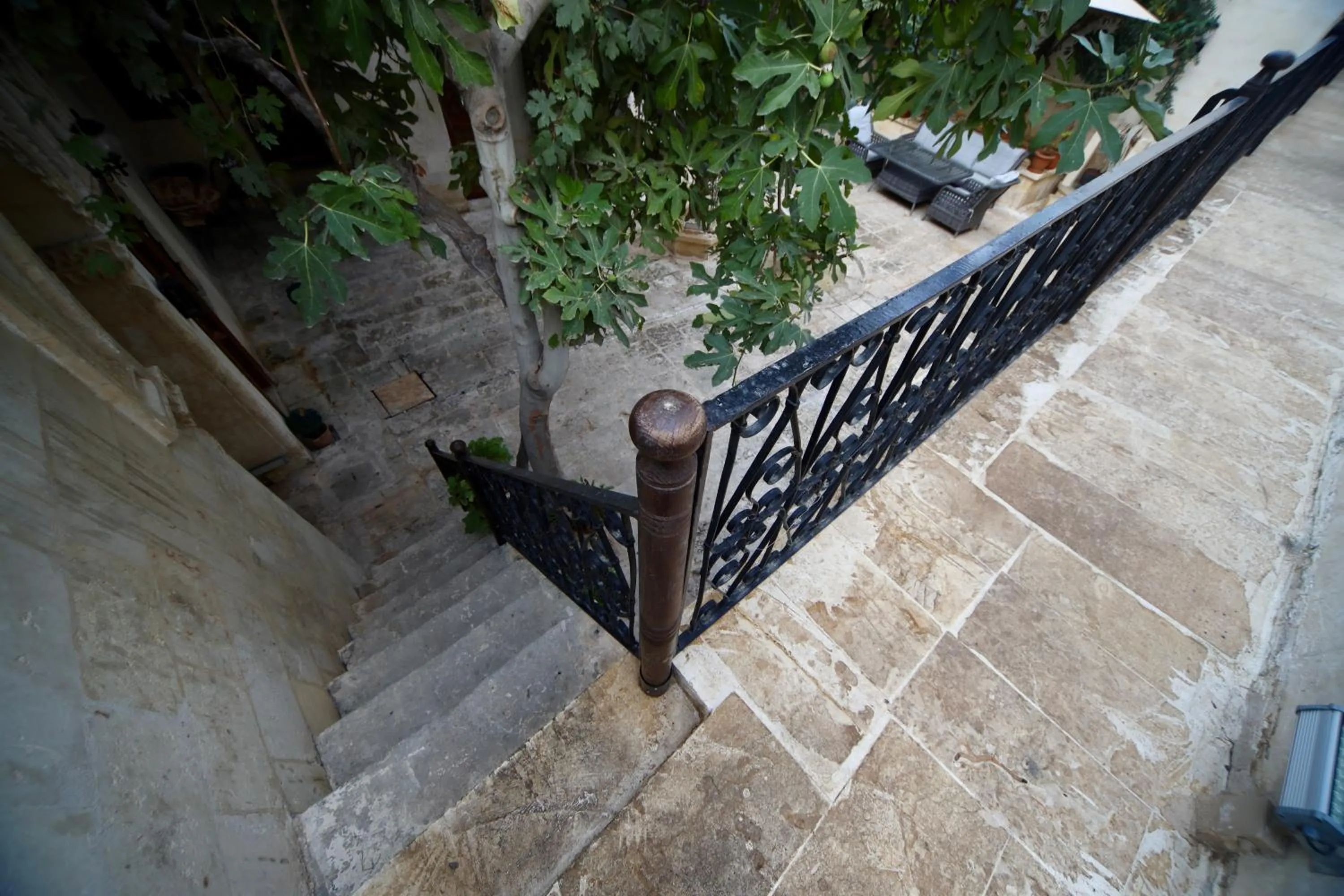 Inner courtyard view in Kaliruha Hotel