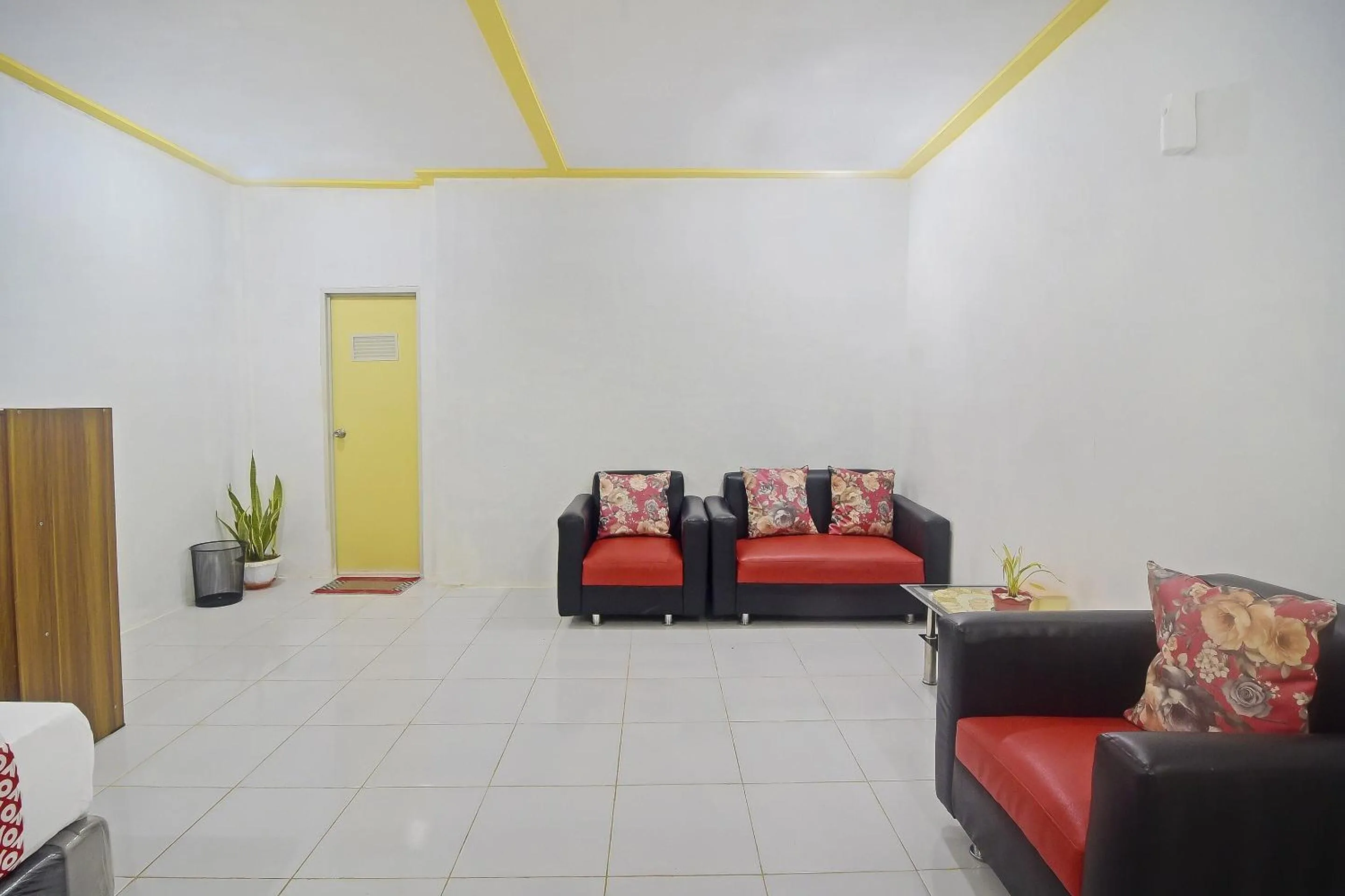 Bedroom in Hotel O Pulisan Ekowisata Homestay Near Wisata Pantai Desa Pulisan (Pulisan Beach Tour)