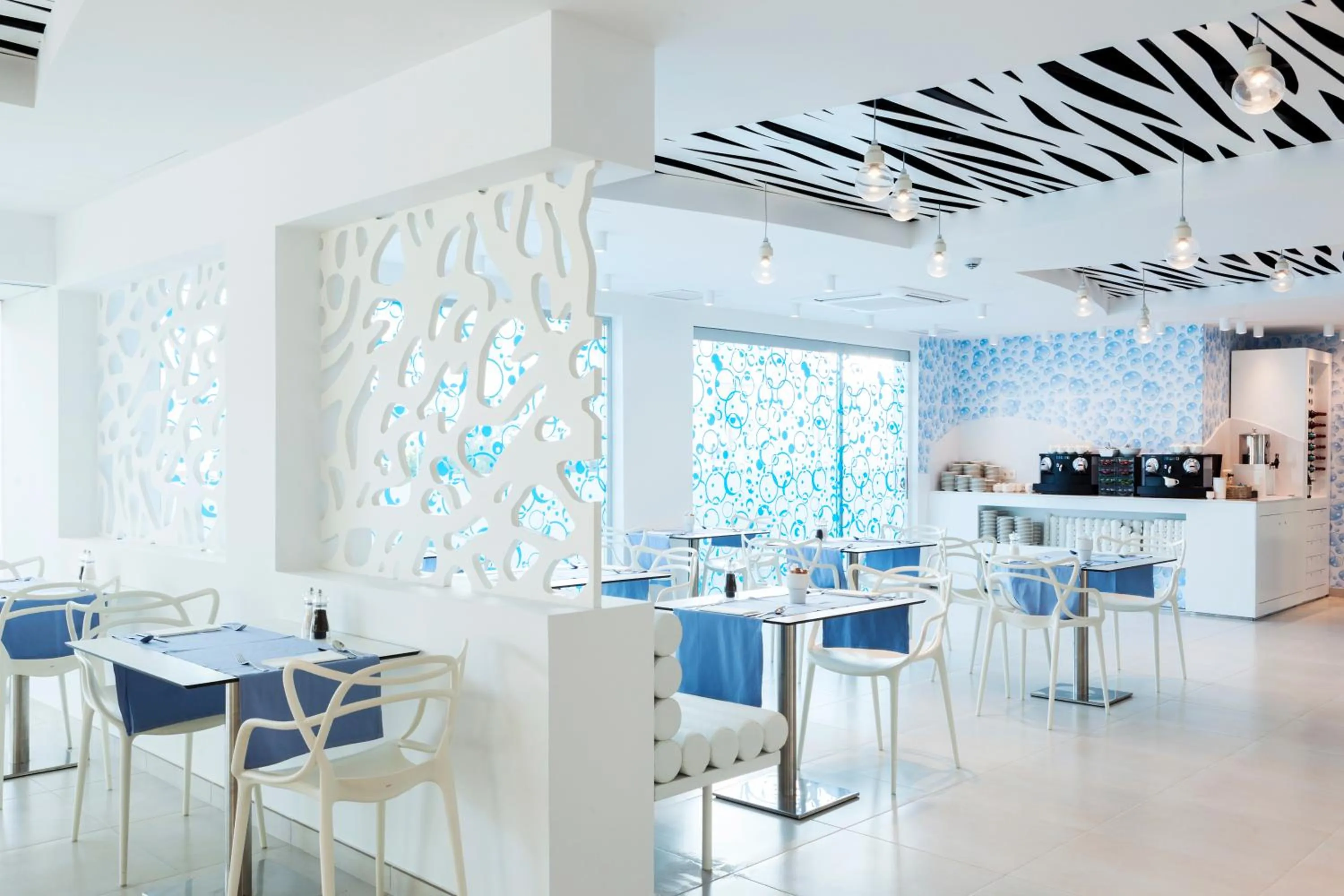 Restaurant/places to eat in Blanco Hotel Formentera