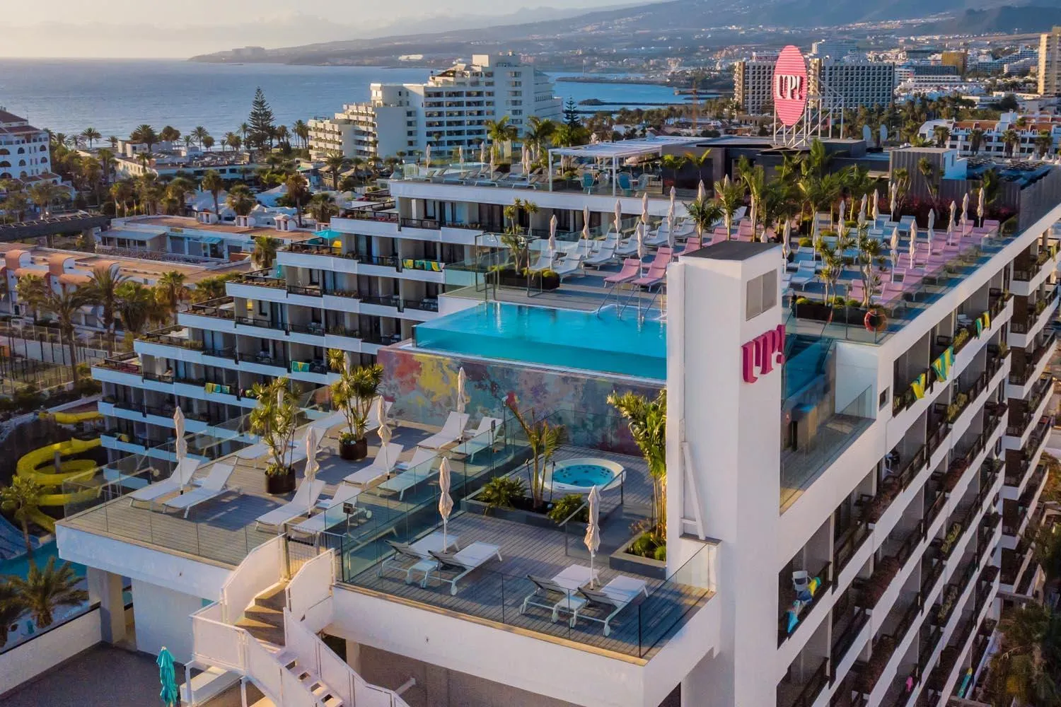 Property building in Spring Hotel Bitácora