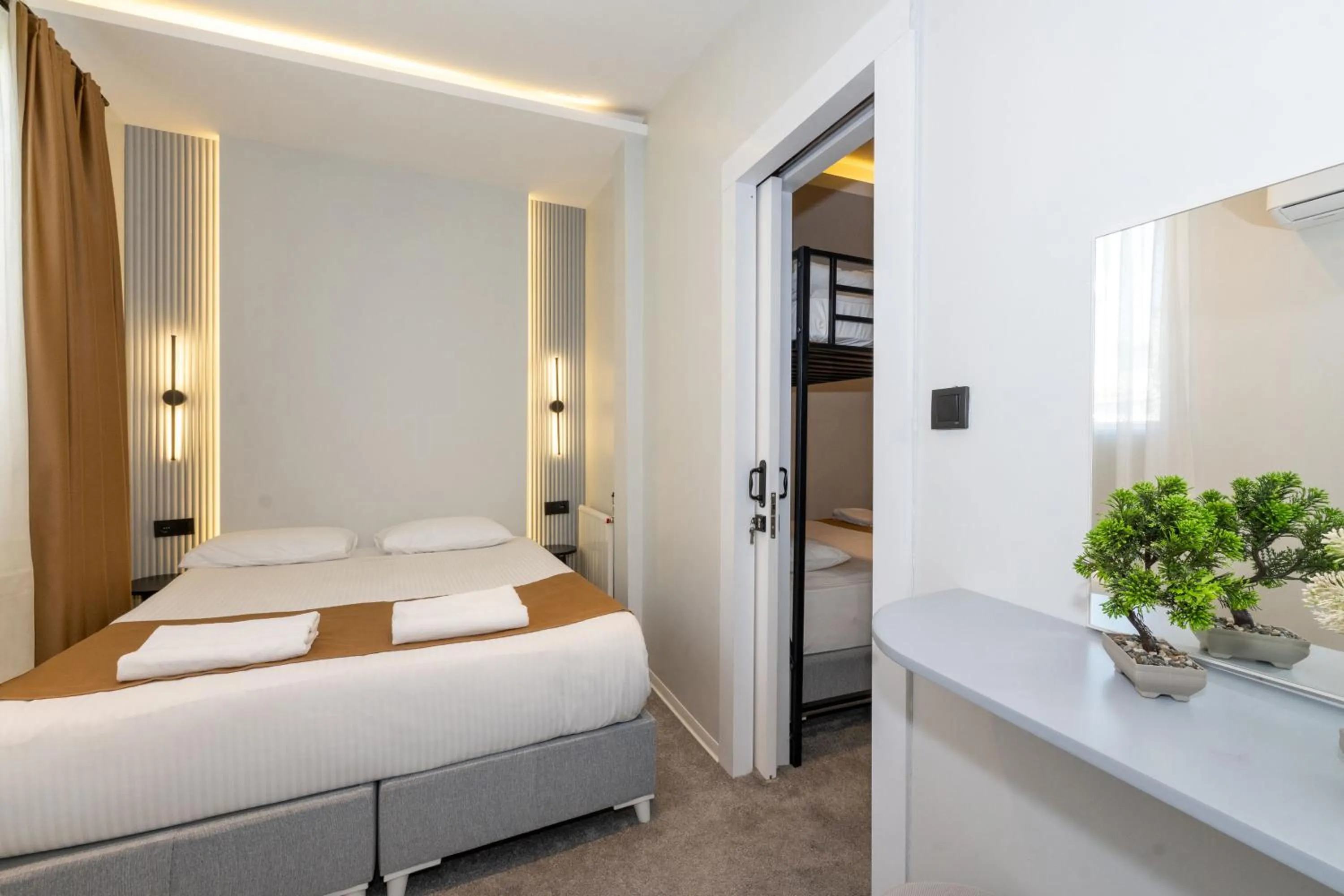 Bed in Istanbul Holiday Hotel