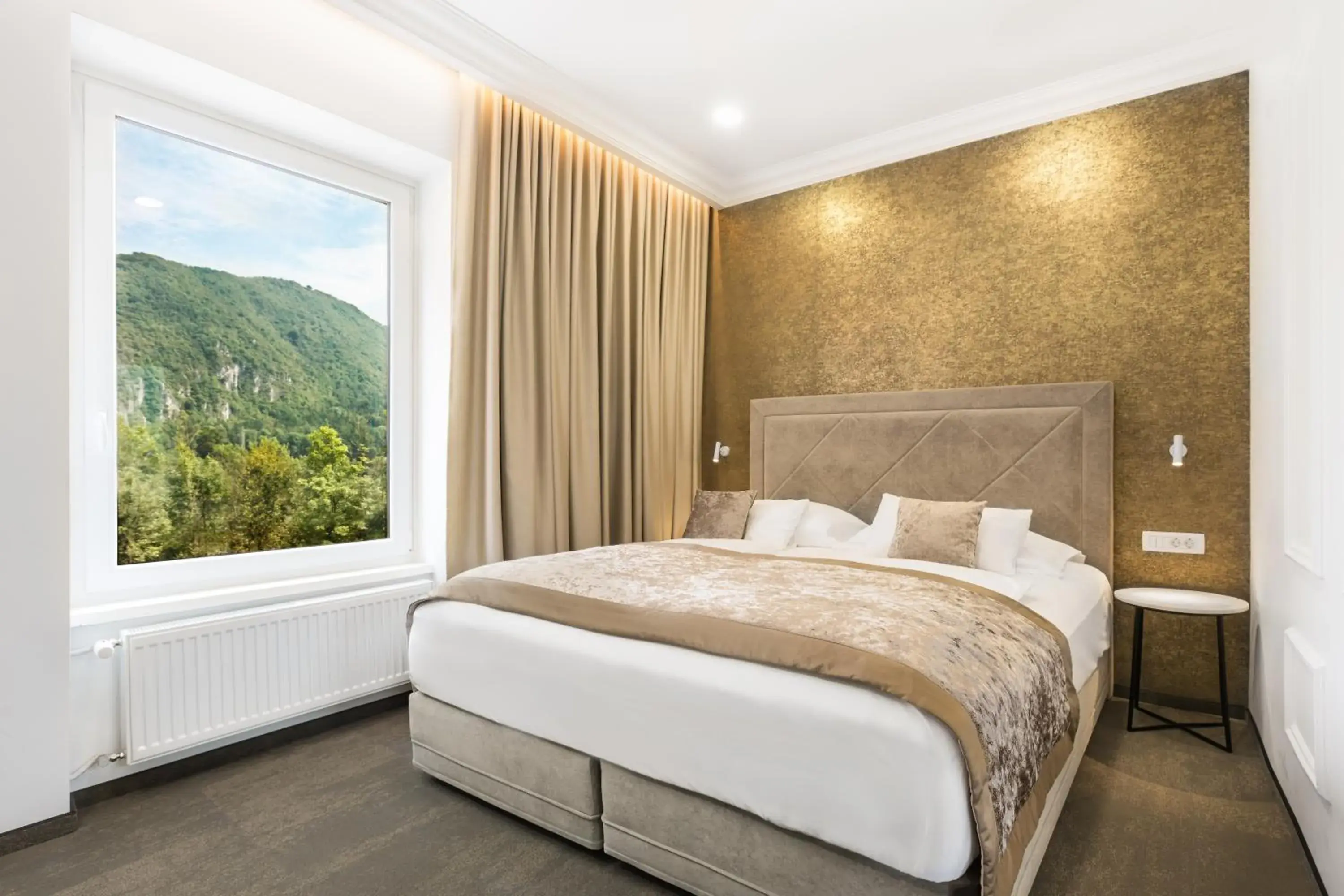 Superior Double Room in Garni Hotel Cirman Superior Double Room in Garni Hotel Cirman