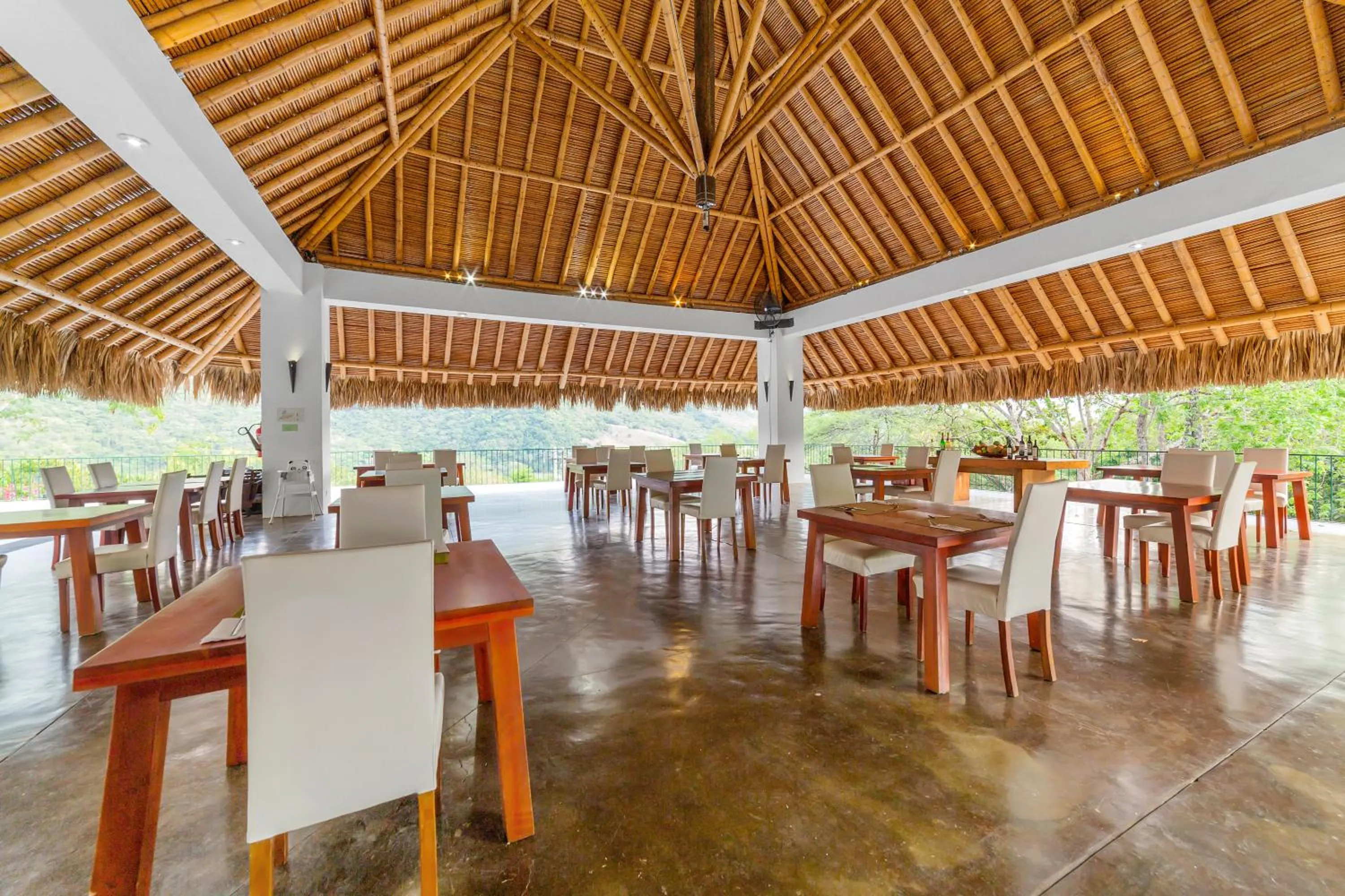 Restaurant/places to eat in Entremonte Wellness Hotel and Spa