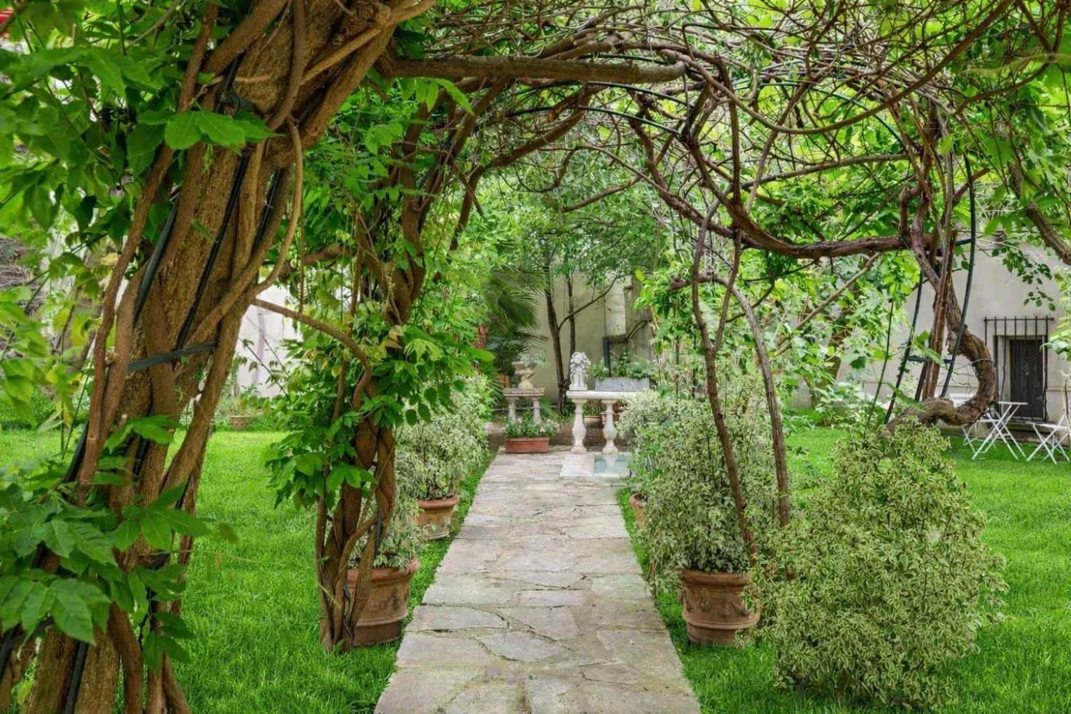 Garden in Hotel de Nesle