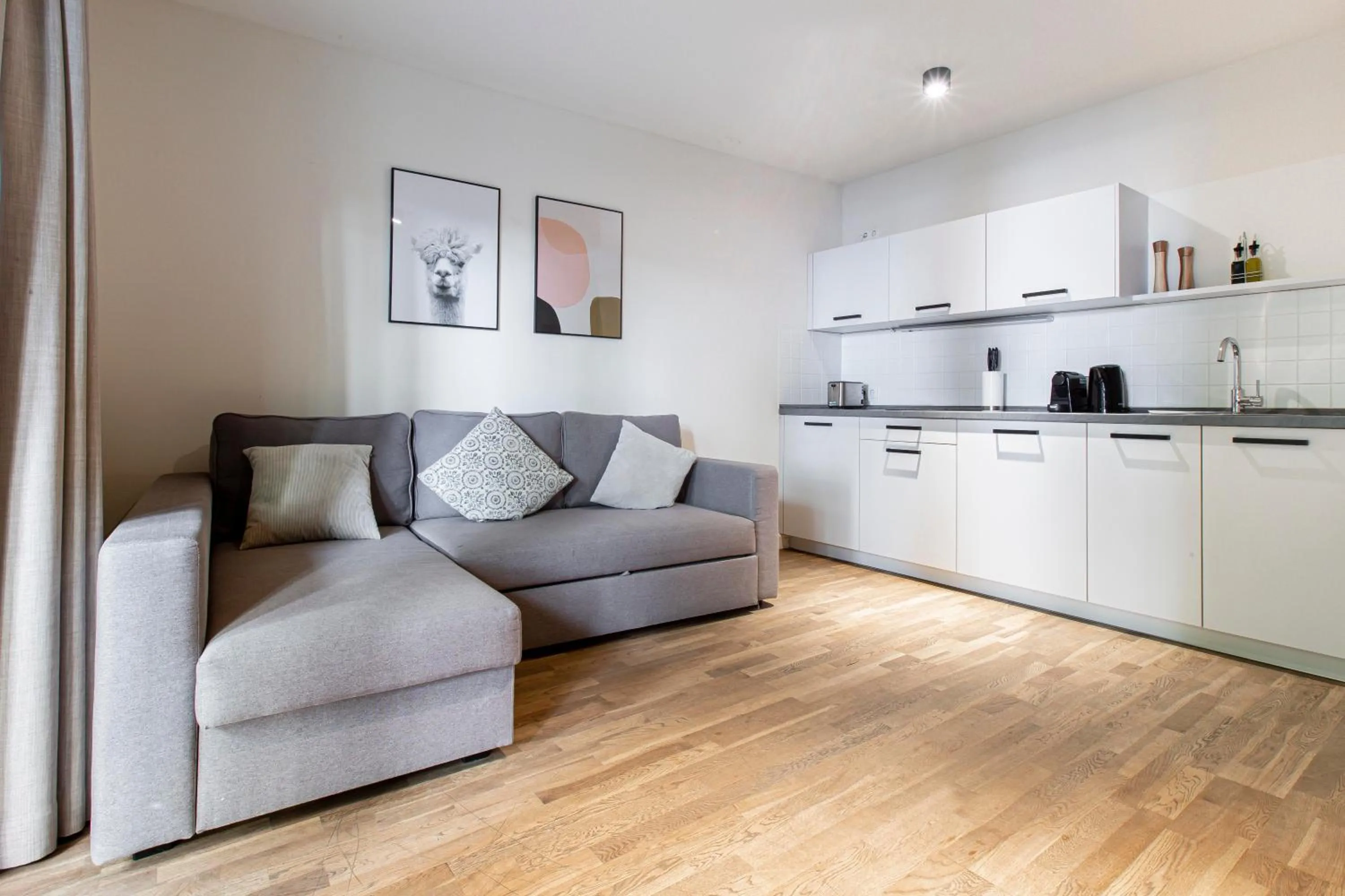 Kitchen or kitchenette in Schoenhouse City Street