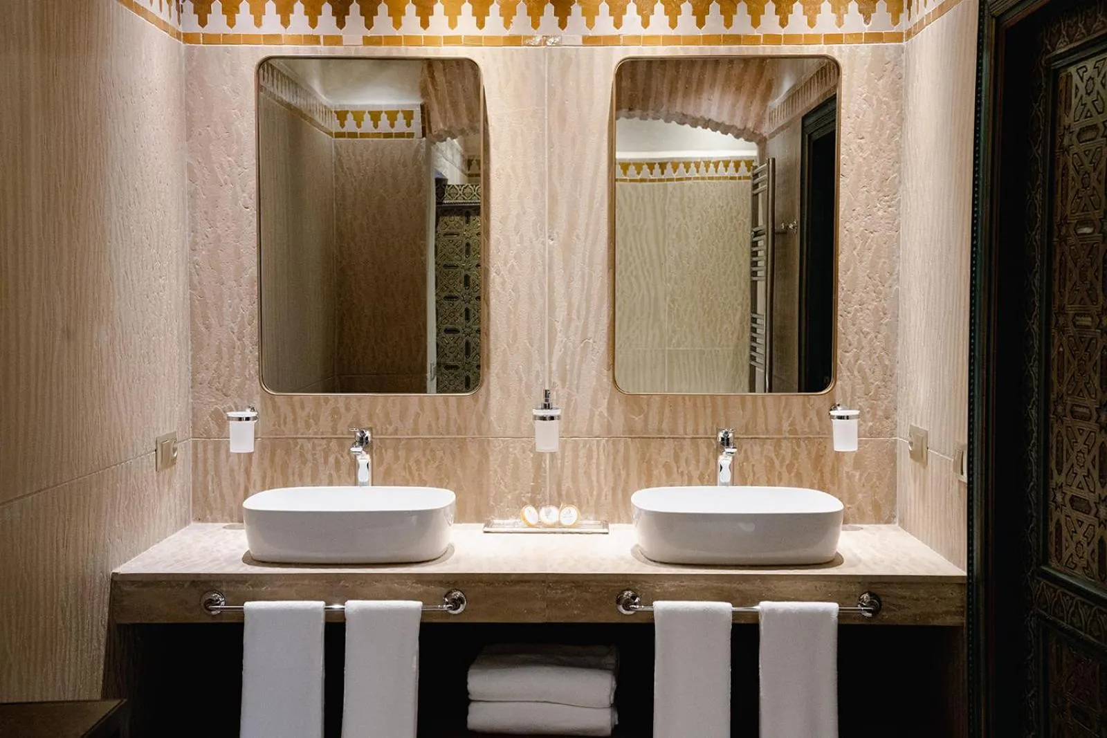 Bathroom in Olinto, Atlas Mountain Retreat - adults only