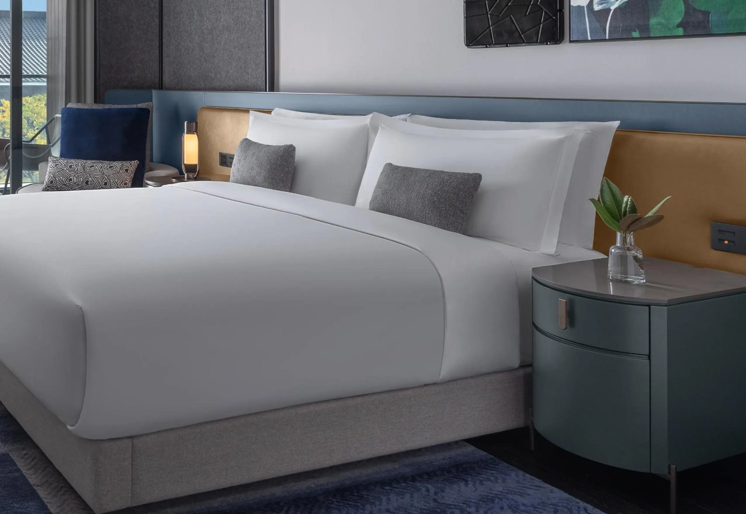 Bed in Kimpton Bamboo Grove Suzhou by IHG