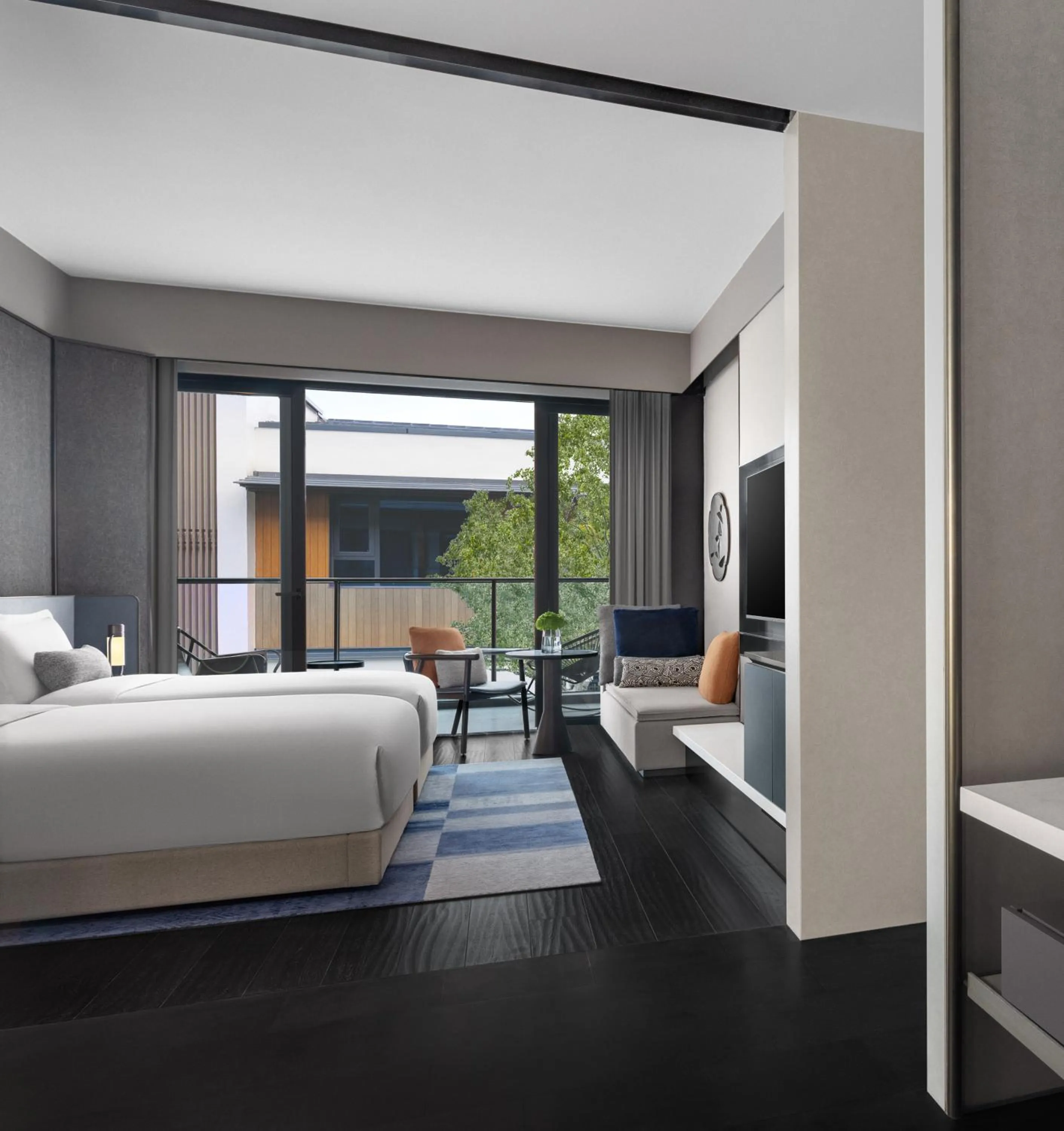 Bed in Kimpton Bamboo Grove Suzhou by IHG