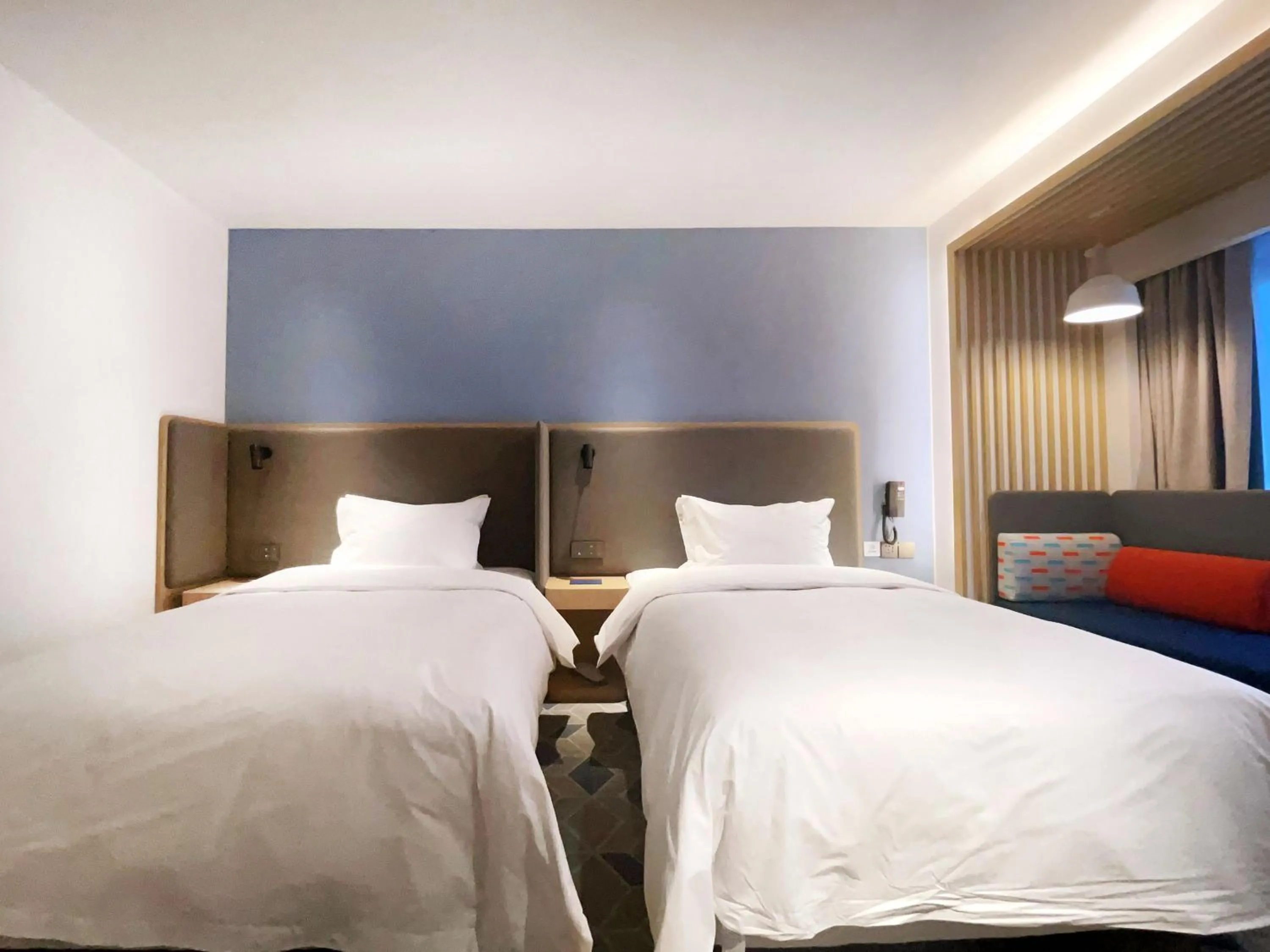 Bed in Holiday Inn Express Hohhot East Station, an IHG Hotel