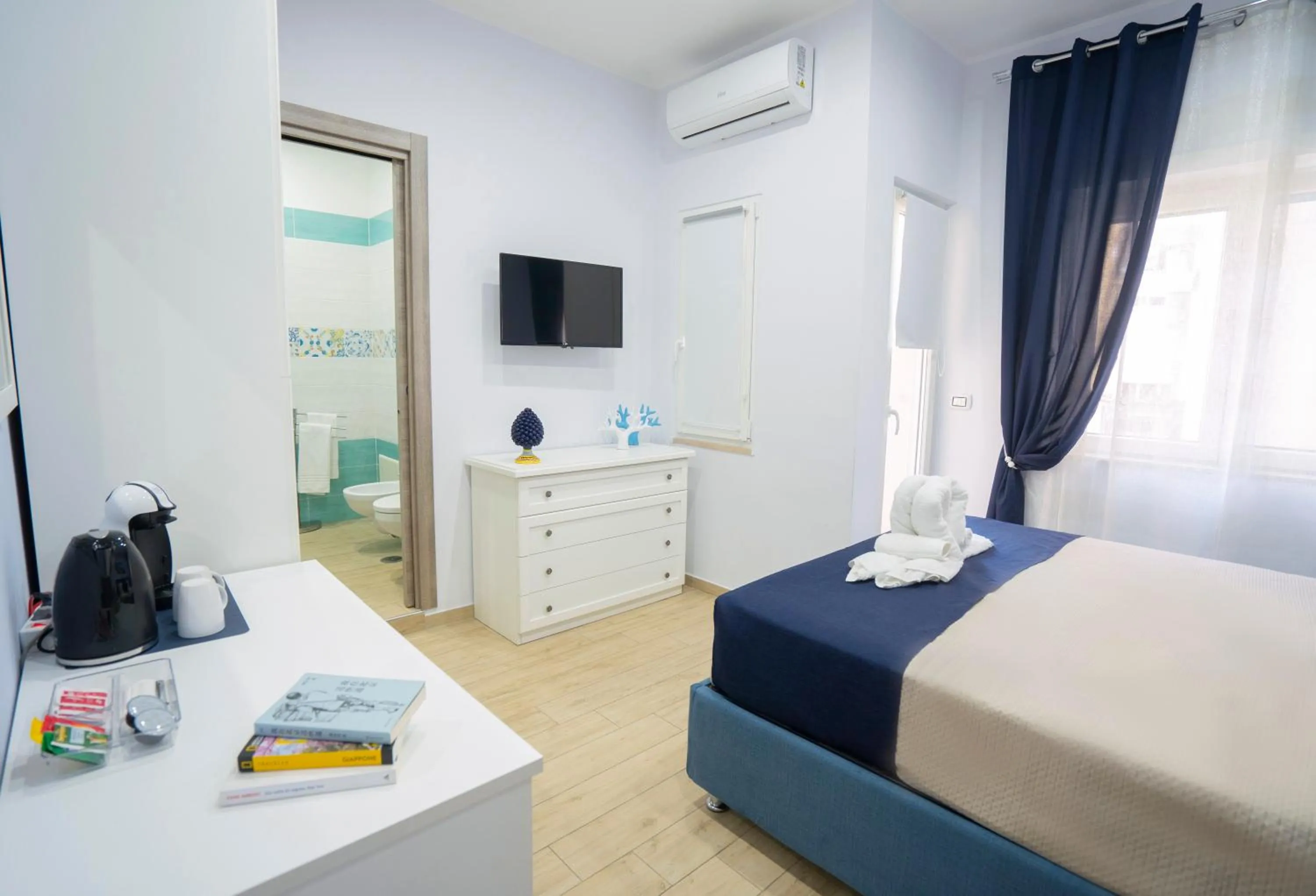 Bed in SYMPHONY HOUSE