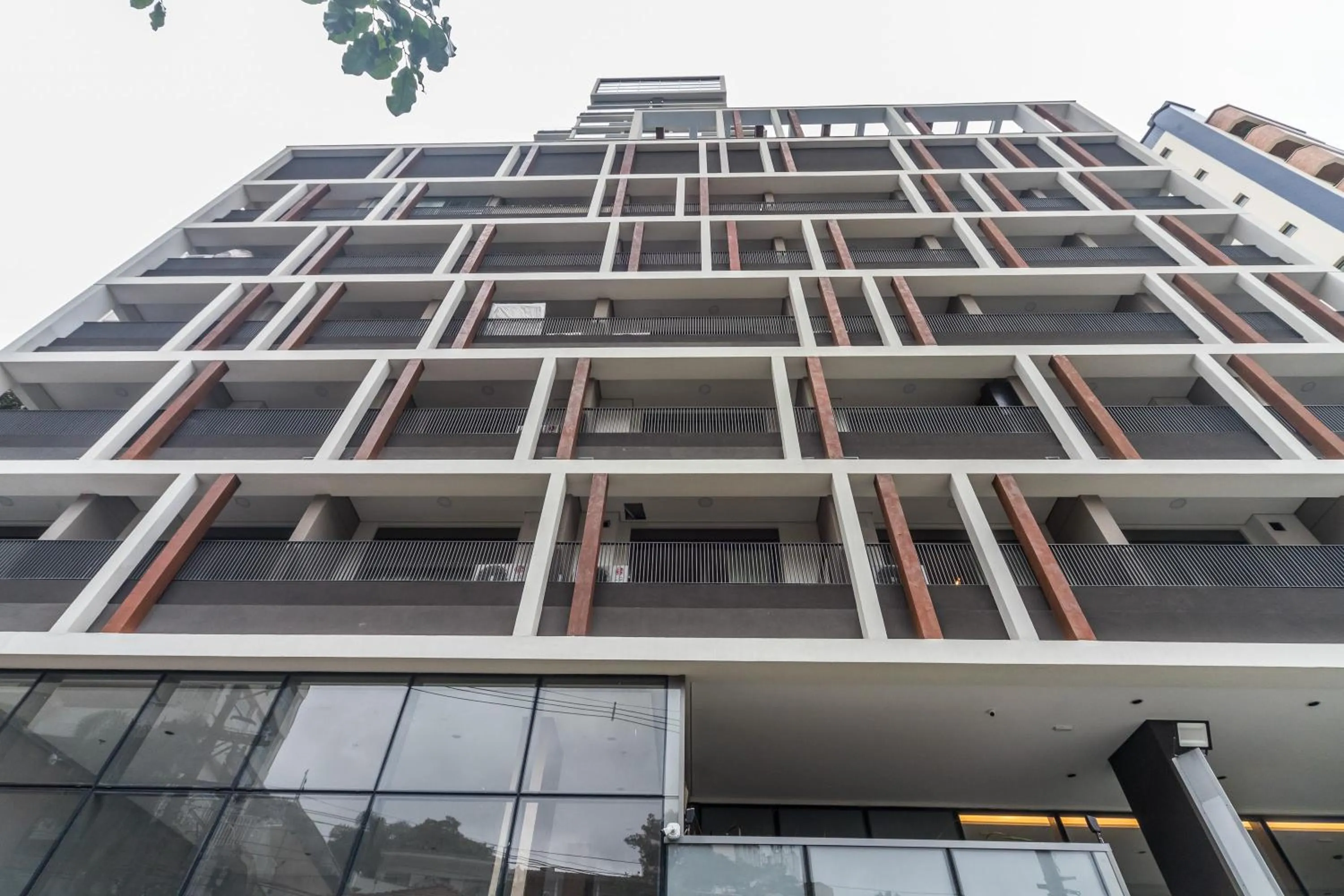 Property building in Charlie Domy Paraíso