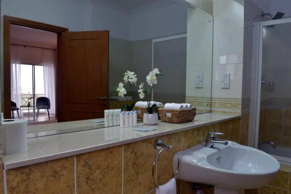 Bathroom in Pier Harbour Residences and Spa
