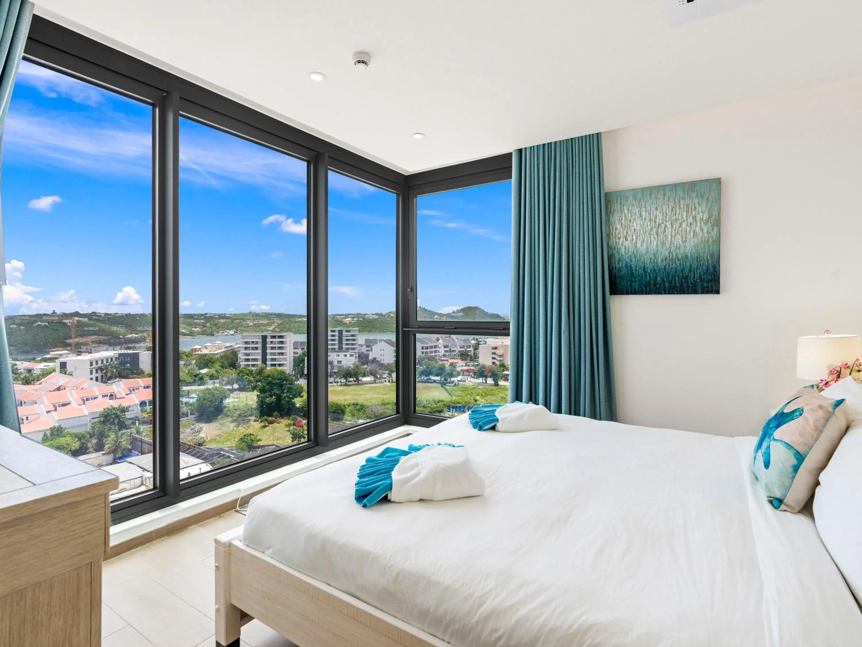 Bed in Fourteen at Mullet Bay