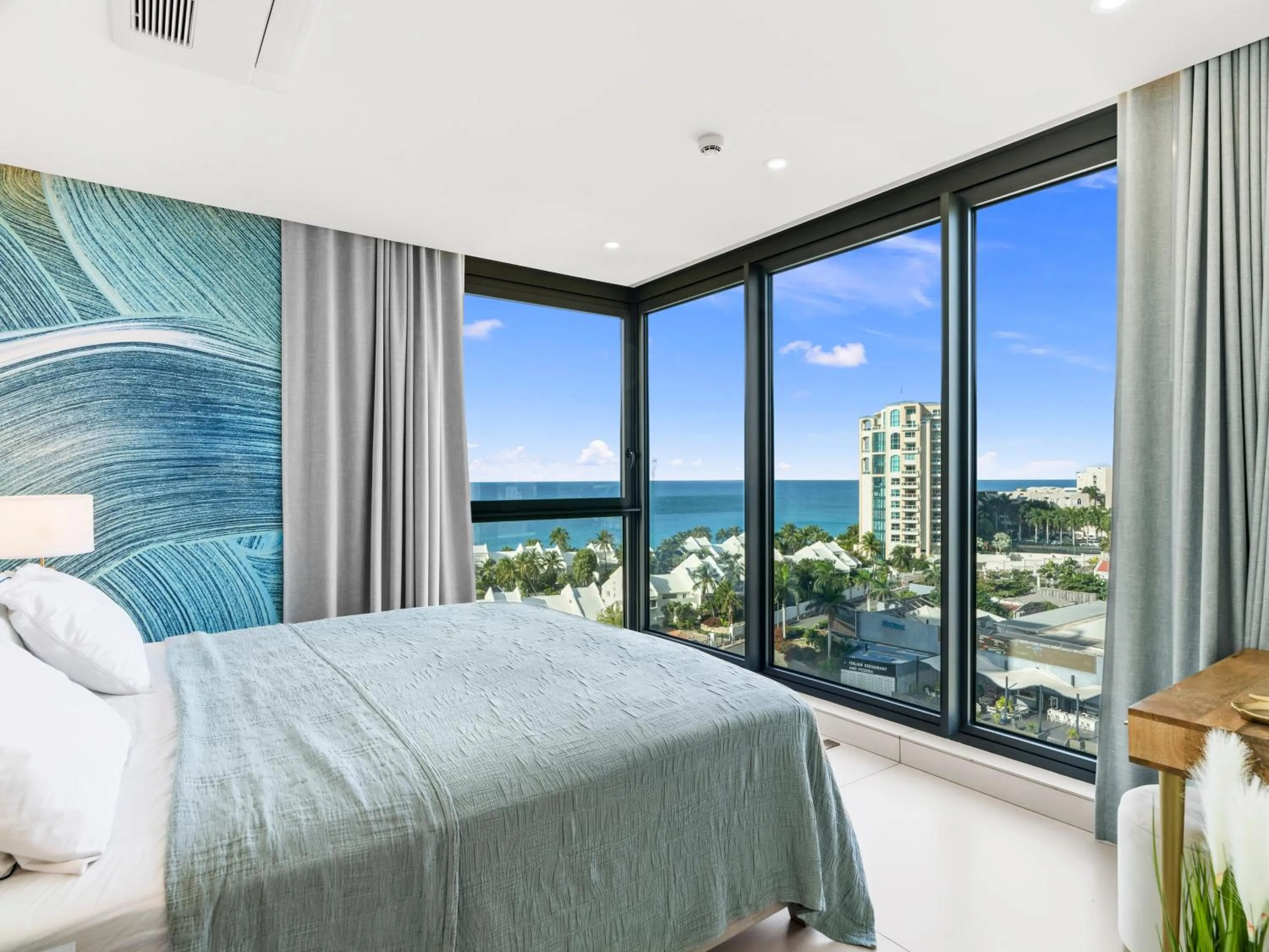 Bed in Fourteen at Mullet Bay