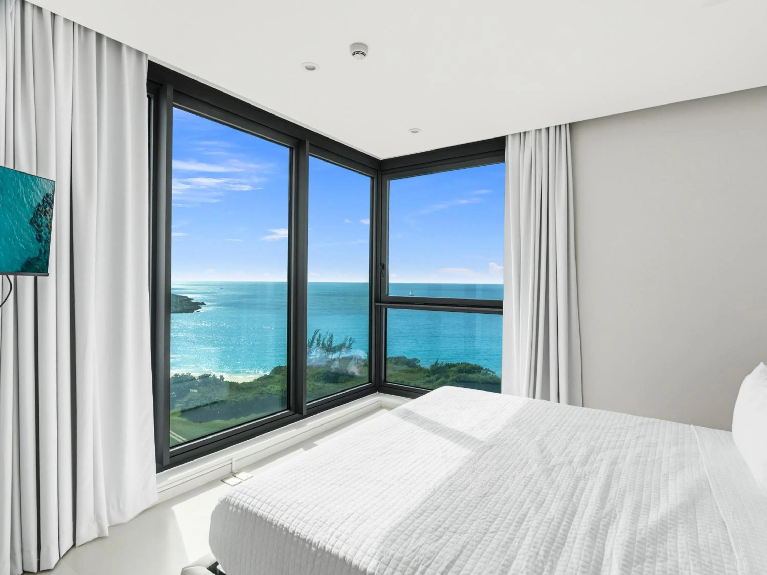 Bed in Fourteen at Mullet Bay