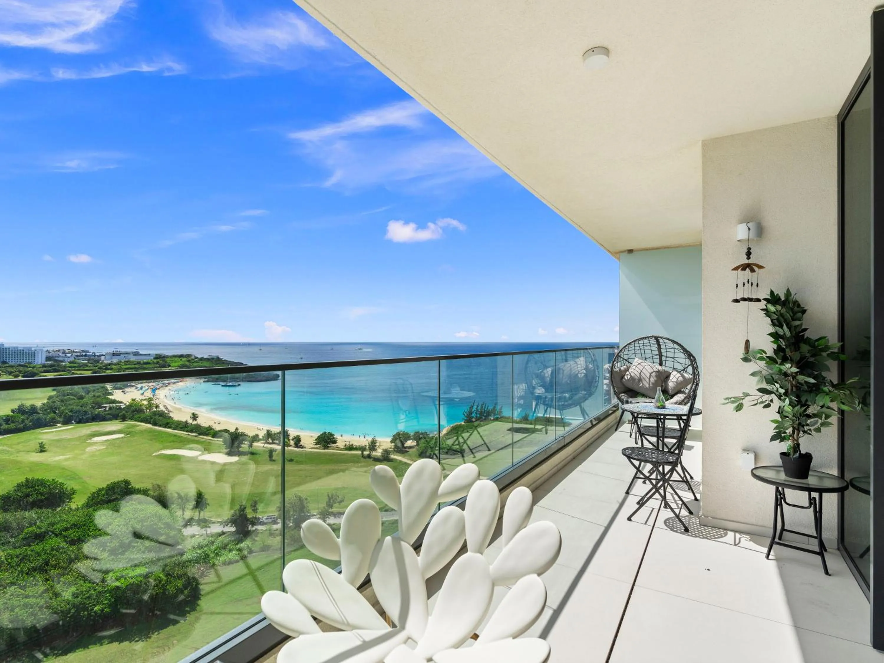 Sea view in Fourteen at Mullet Bay