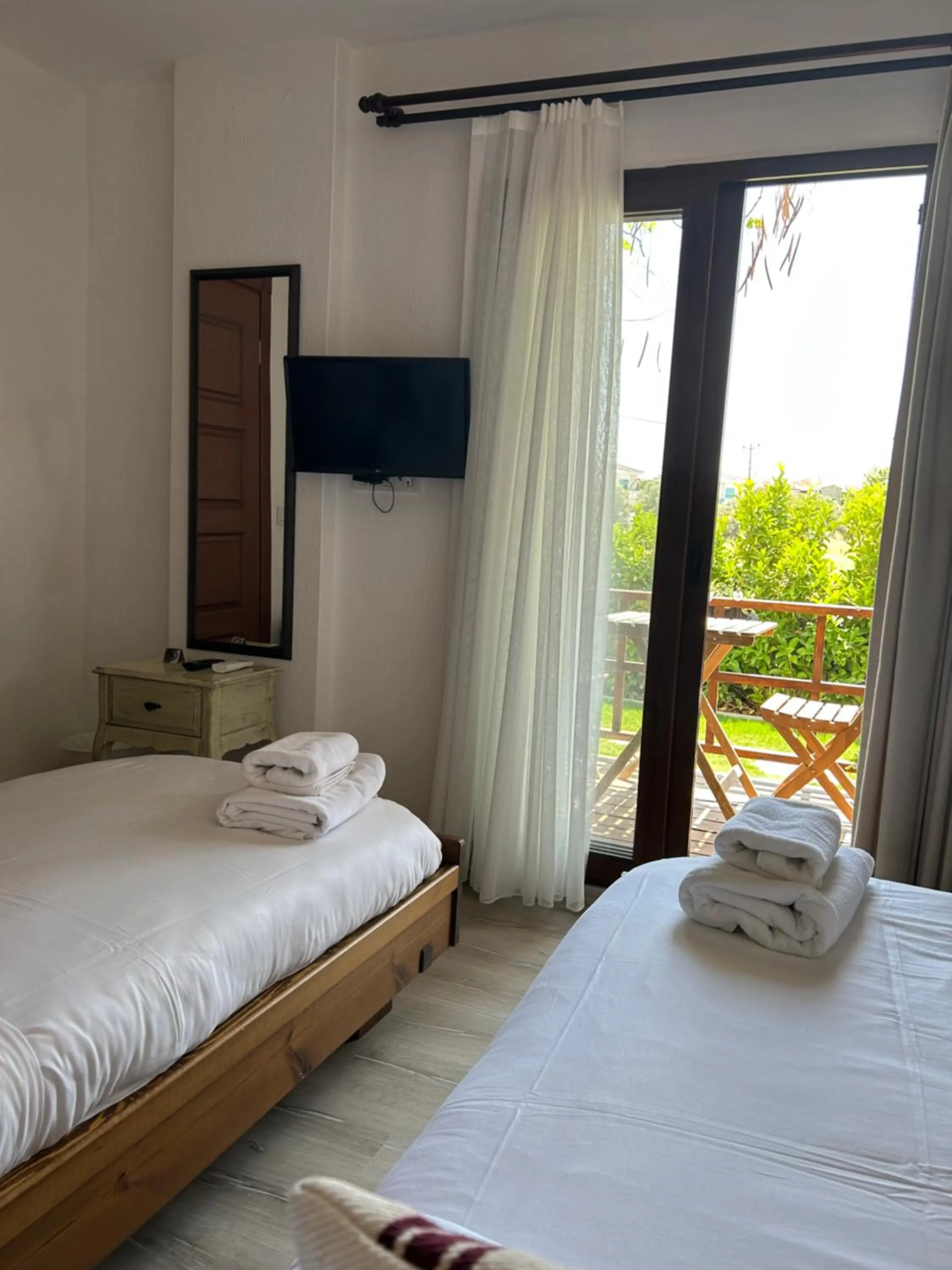 TV and multimedia, Bed in Pupa Alaçatı Butik Otel