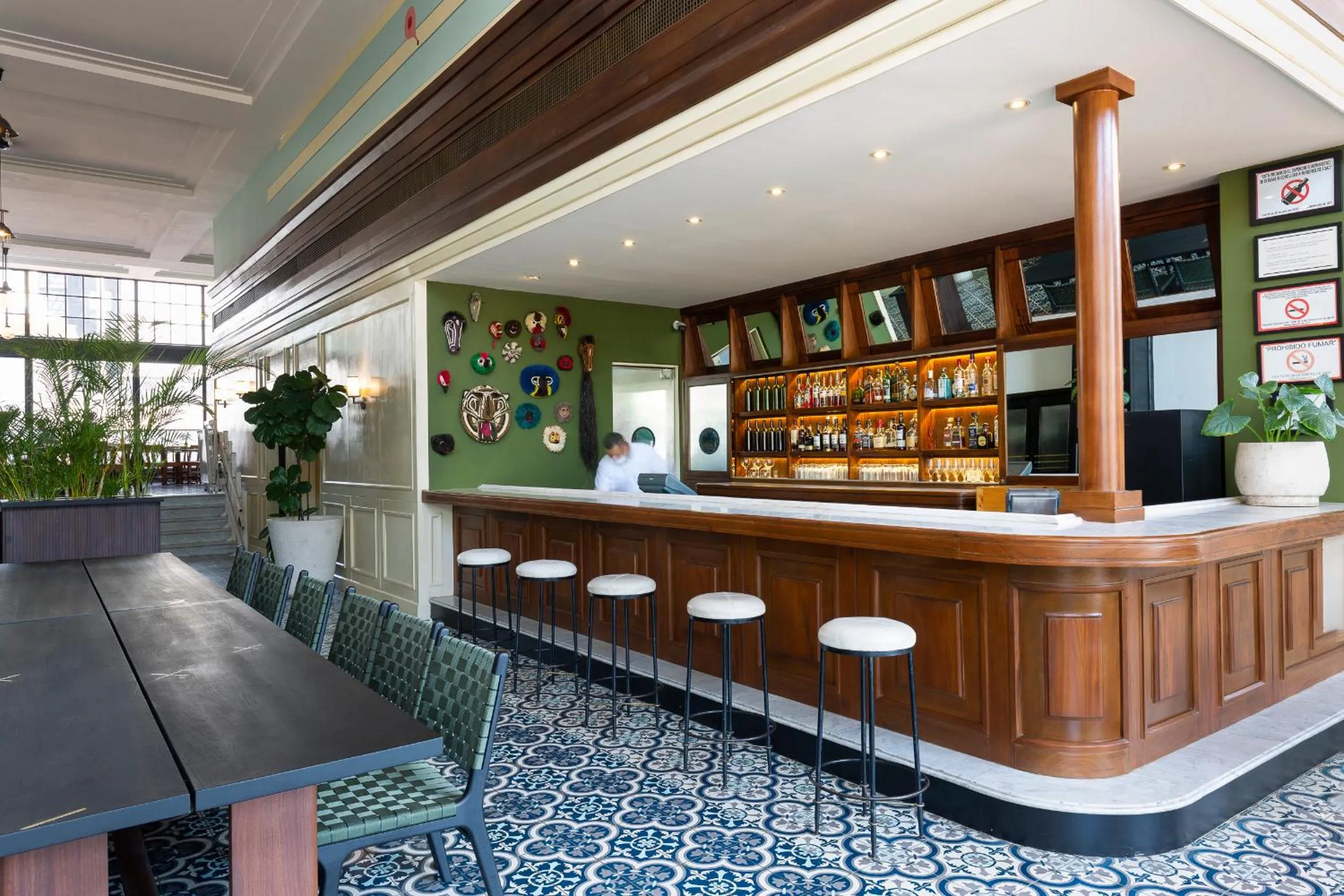 Lounge or bar in American Trade Hotel