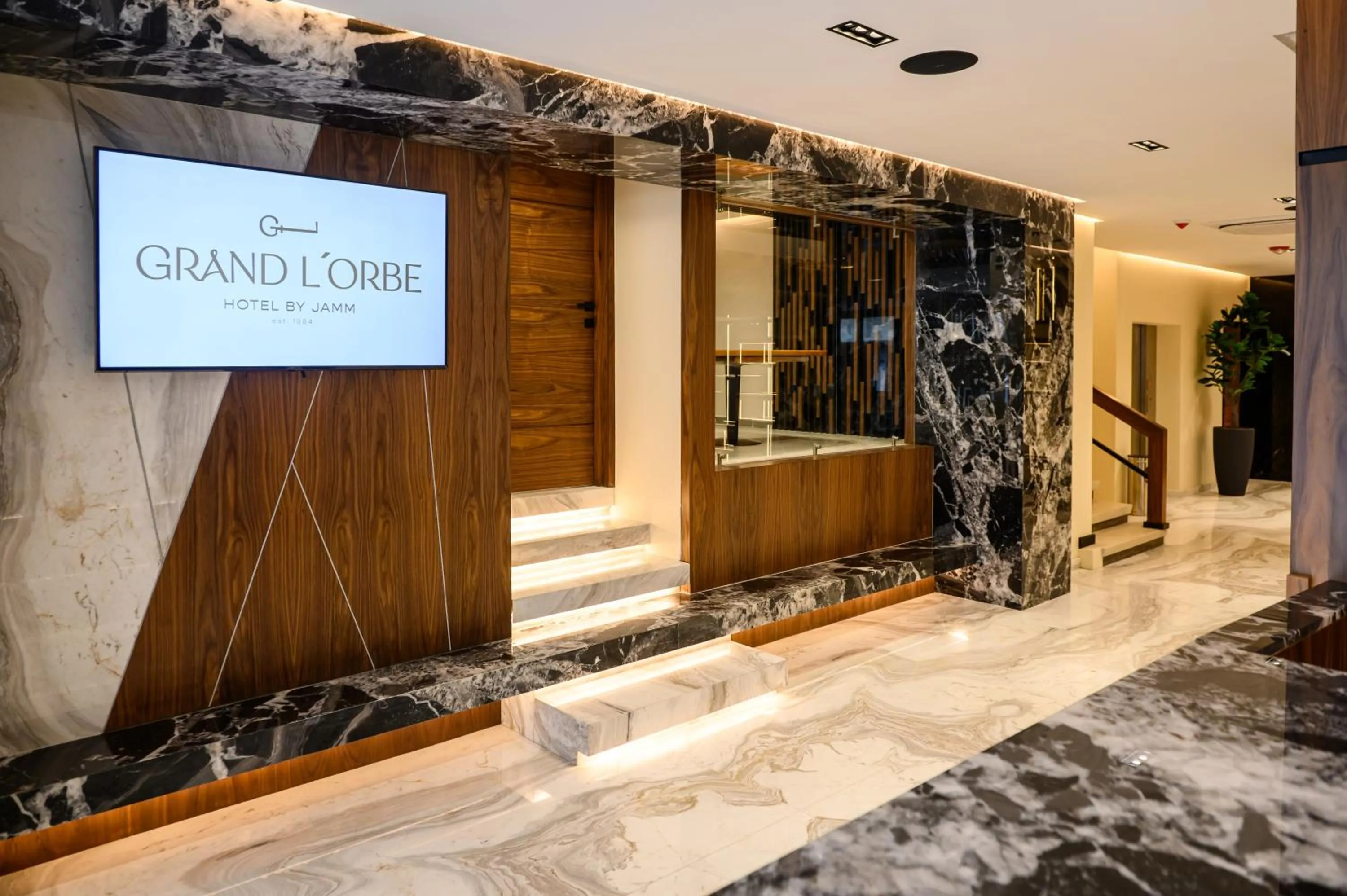 Hotel Grand L'Orbe by JAMM