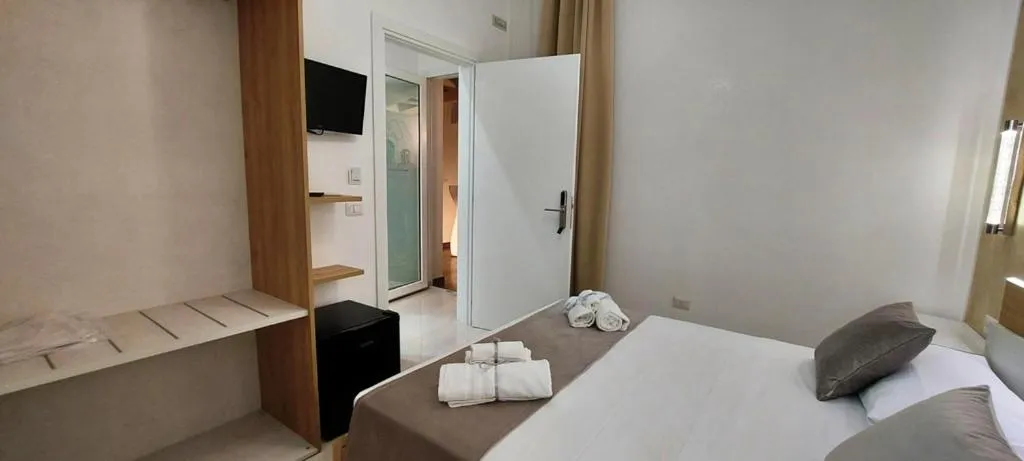 Bed in IL GIGLIO B&B