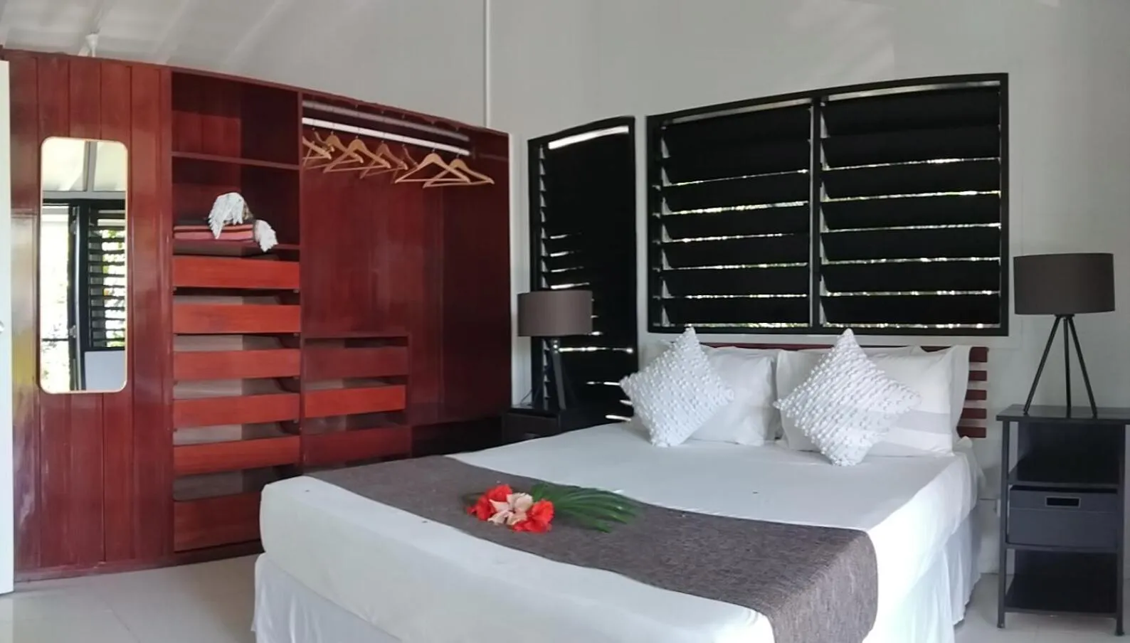 Bed in Kaila Na Ua Resort