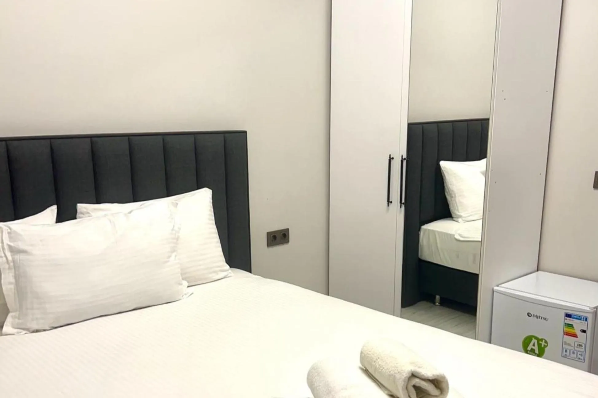 Bed in Taksim Leon's Hotel