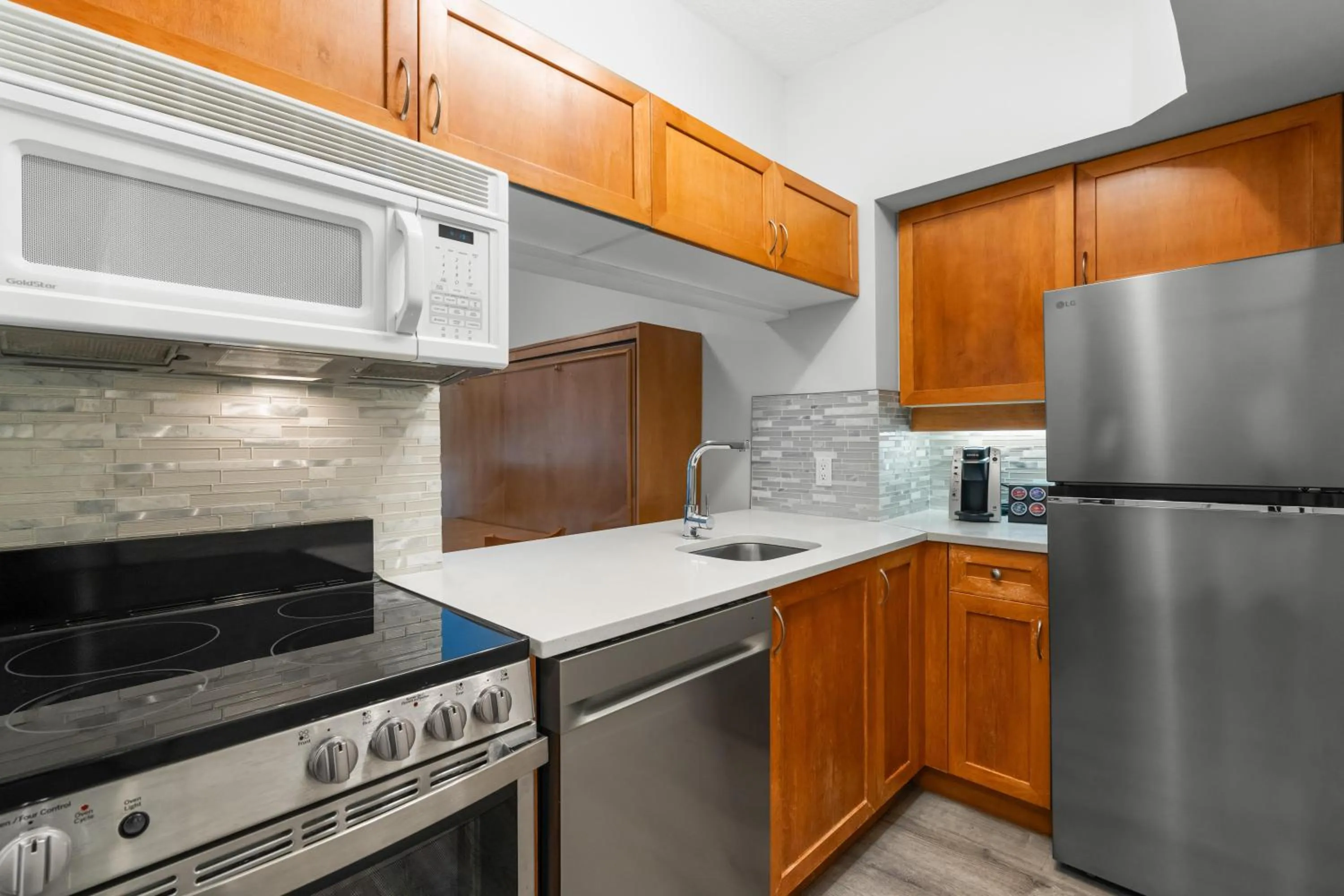 Alpenglow Lodge Studio with Pool Views by MVA