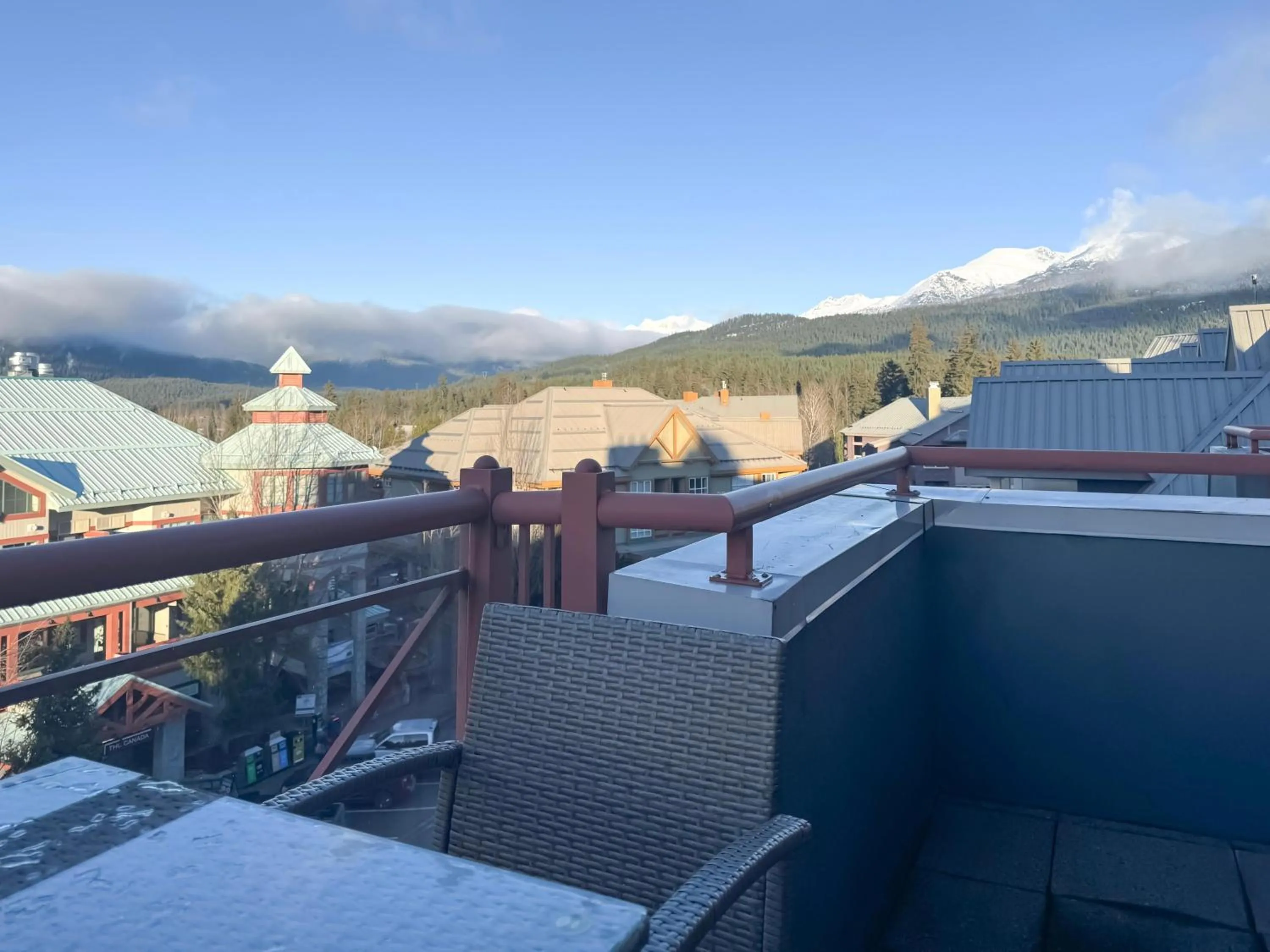 Alpenglow Lodge Rainbow Look Out Studio by MVA