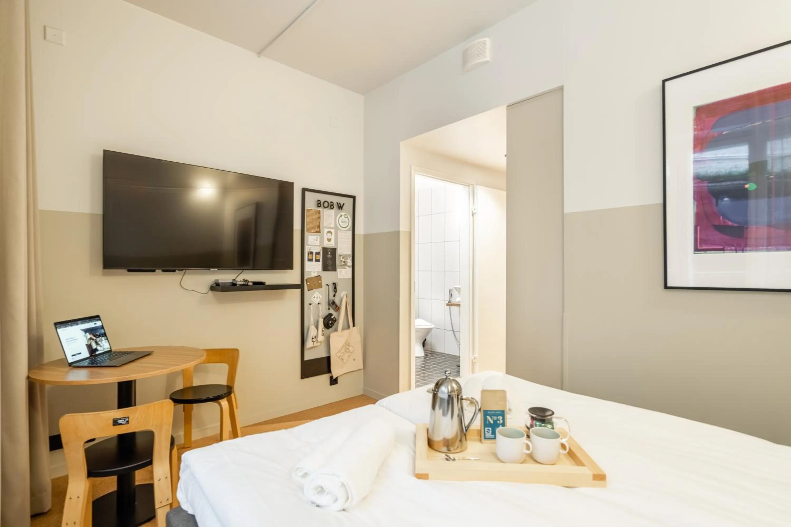 TV and multimedia, Bed in Bob W Helsinki Kluuvi