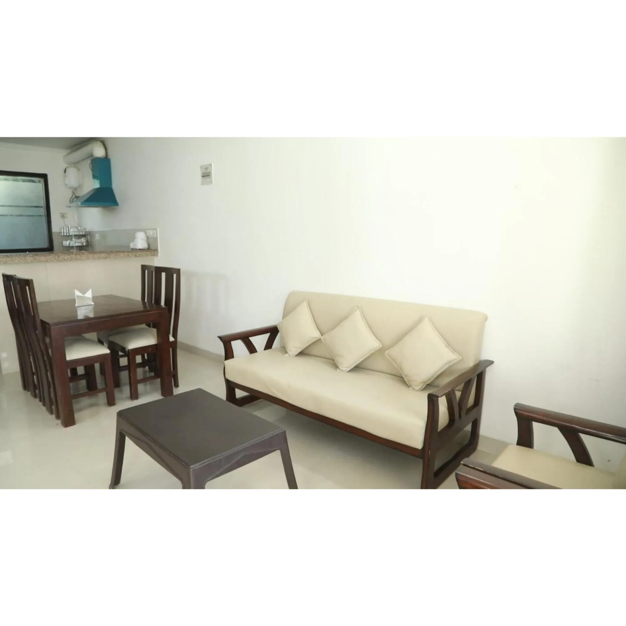 Living room in Just Naturals Wellness Resort Nainital