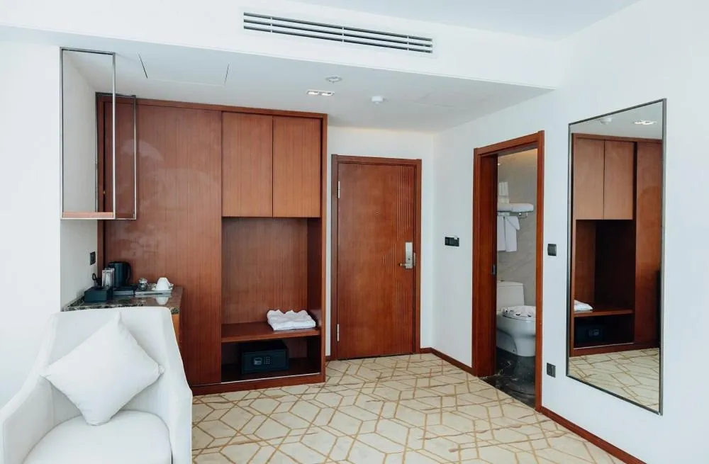 Coffee/tea facilities in Ease Hotel