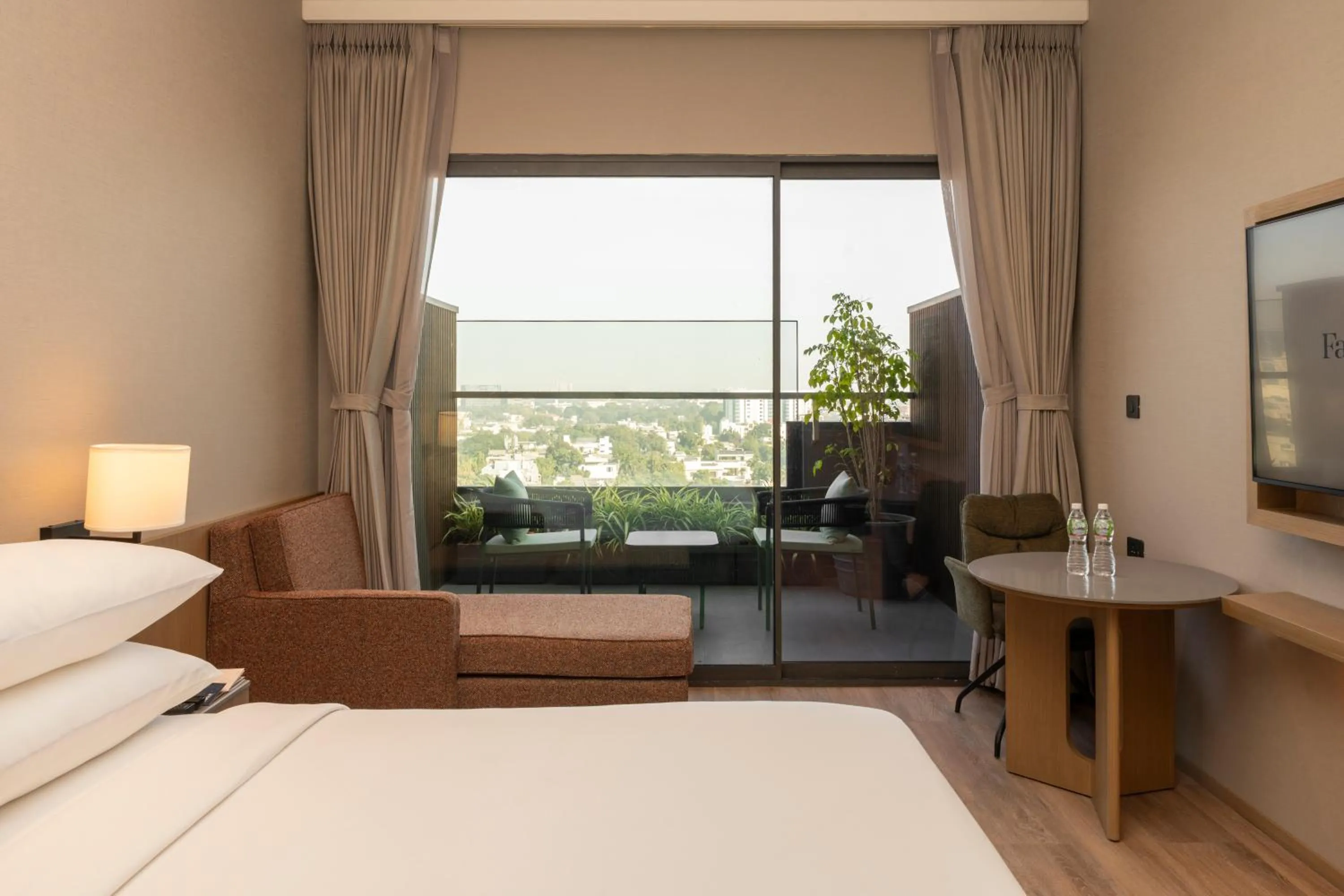 Balcony/Terrace, Bed in Fairfield by Marriott Vadodara
