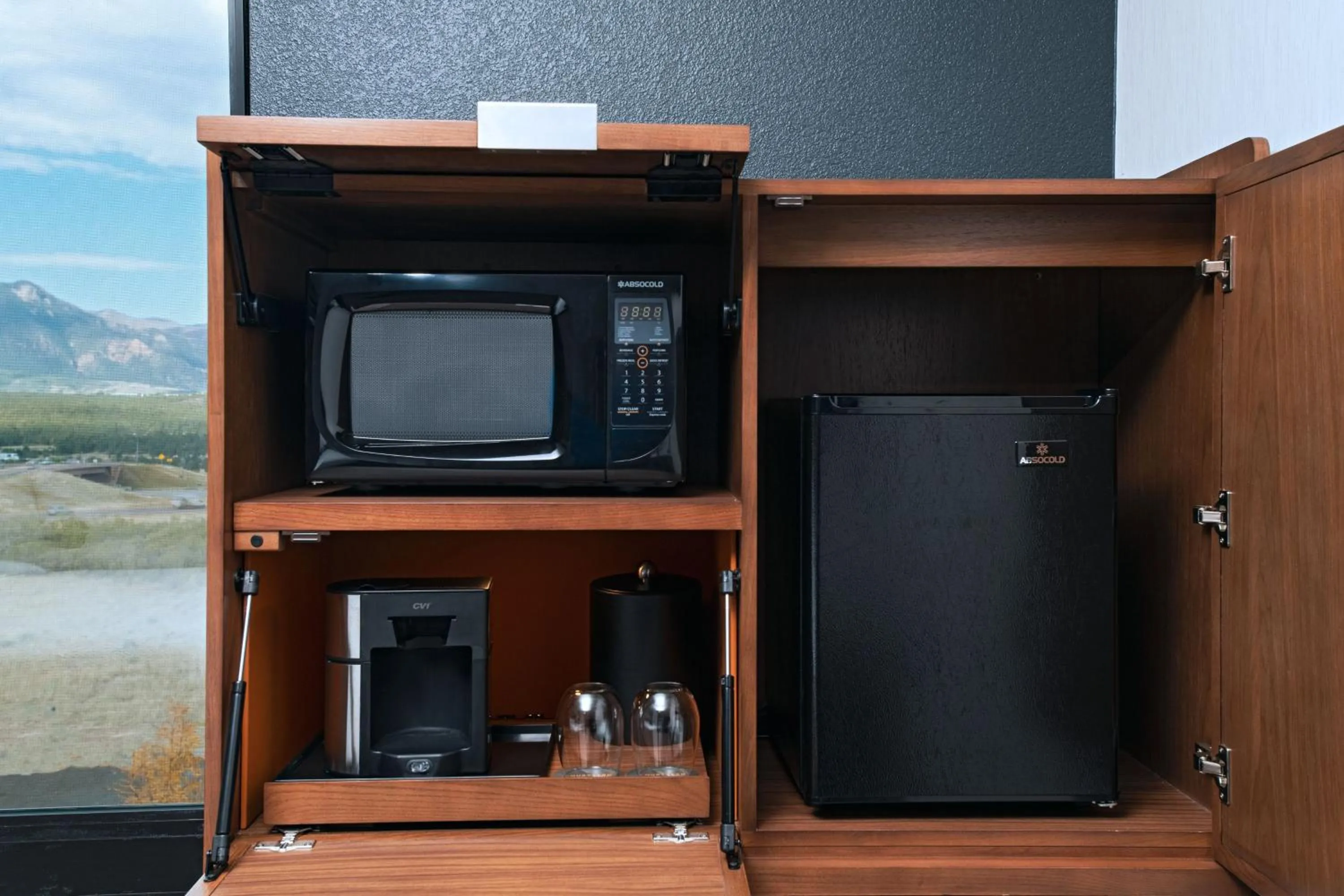 Photo of the whole room in Courtyard by Marriott Colorado Springs North, Air Force Academy
