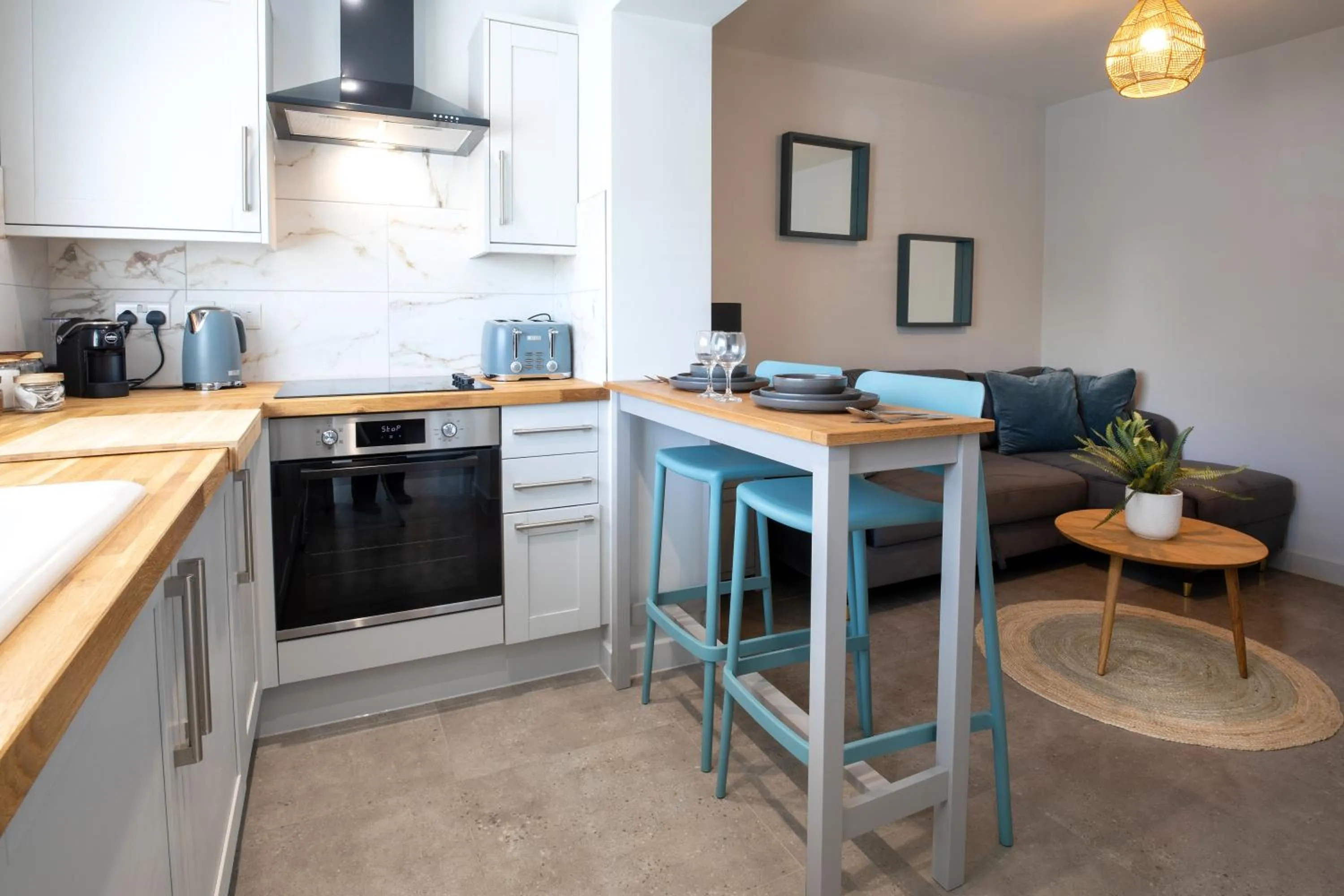 Kitchen or kitchenette in The Hideout