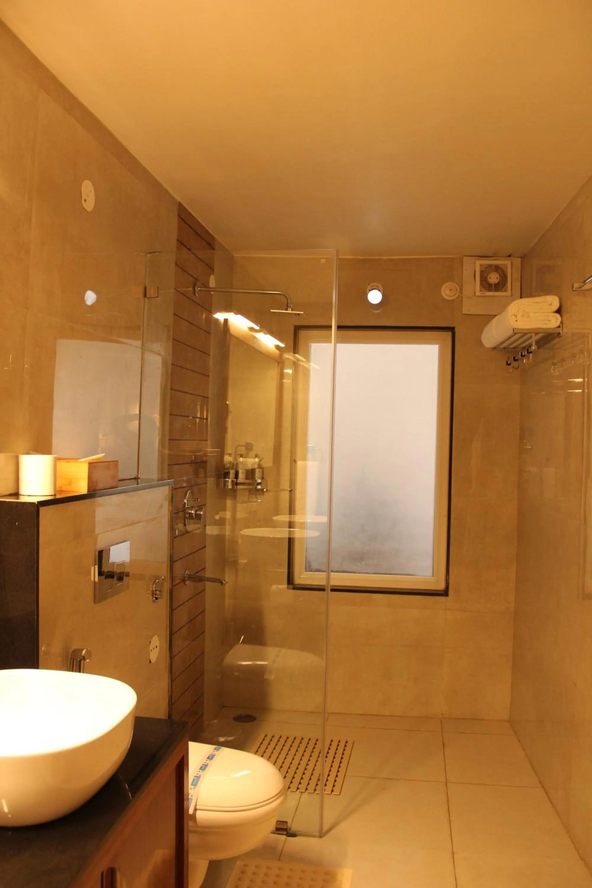 Bathroom in Tree of Life Eila Art Hotel, Manali