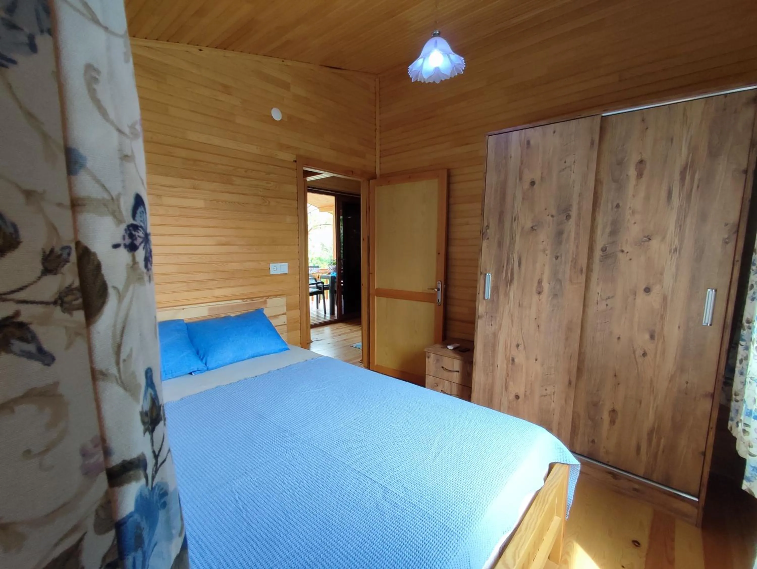 Bed in Hurmalik Aparts & Bungalows - Family Bungalows - Large Garden Bungalow with Barbecue