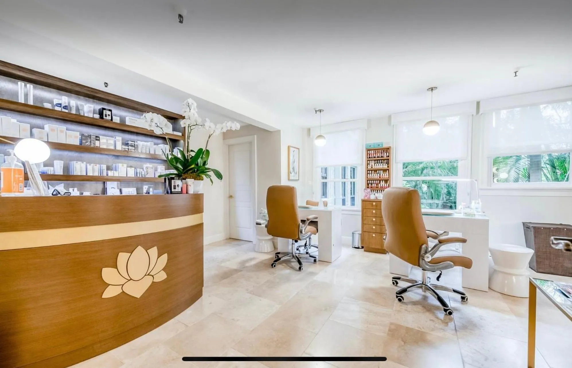 King Bed Mermaid suite - heart of Palm Beach, free parking included