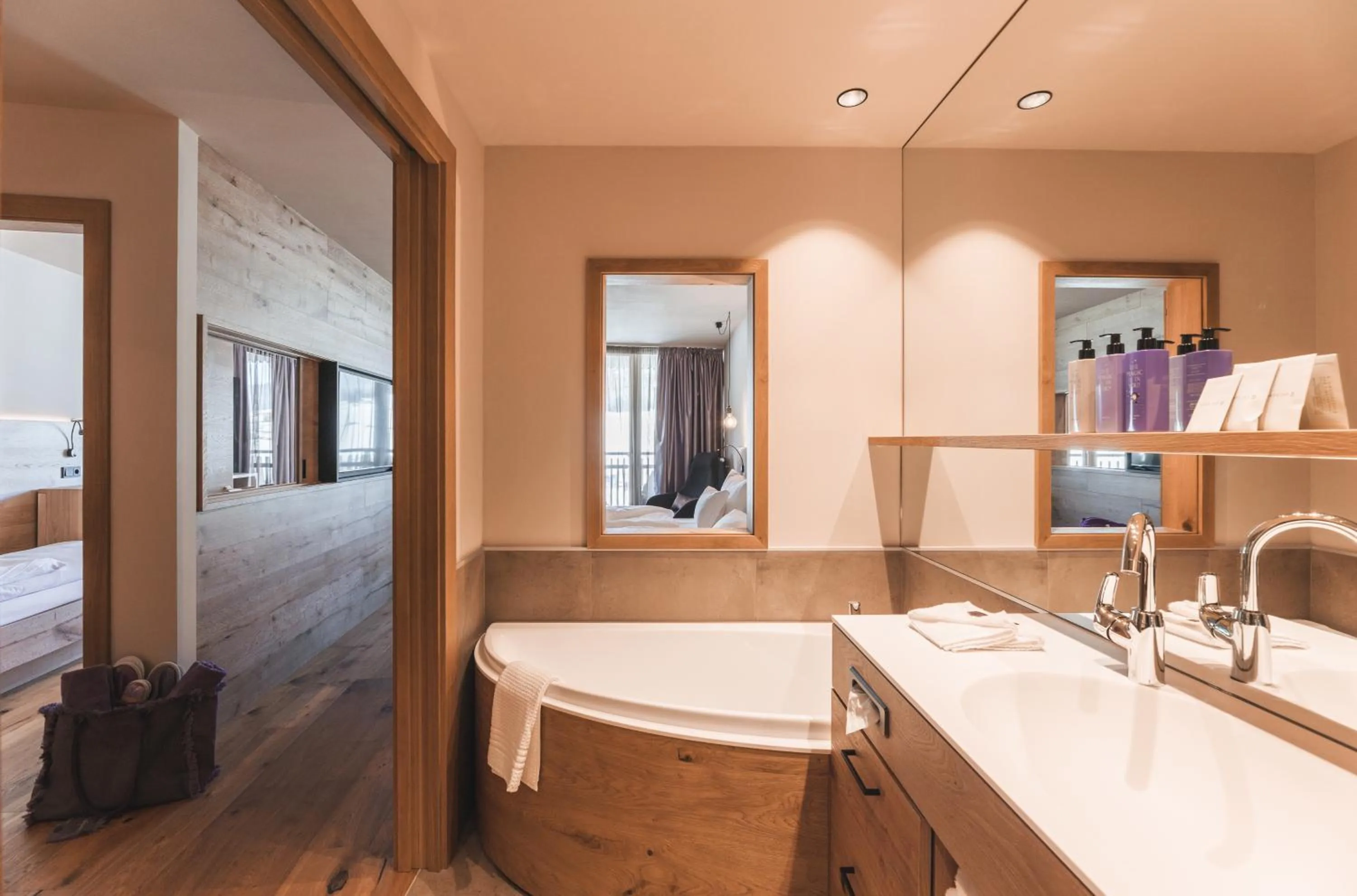 Bathroom in Familienhotel Familiamus