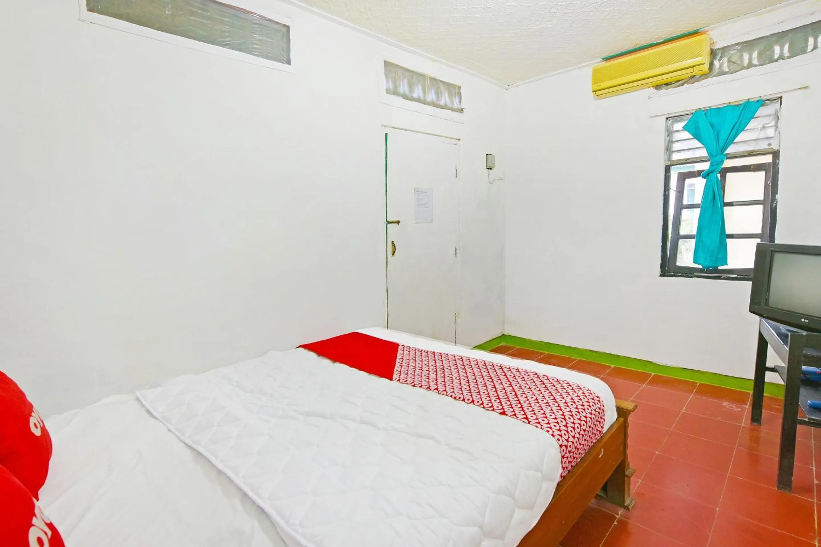 Bedroom, Bed in Hotel O Arimbi