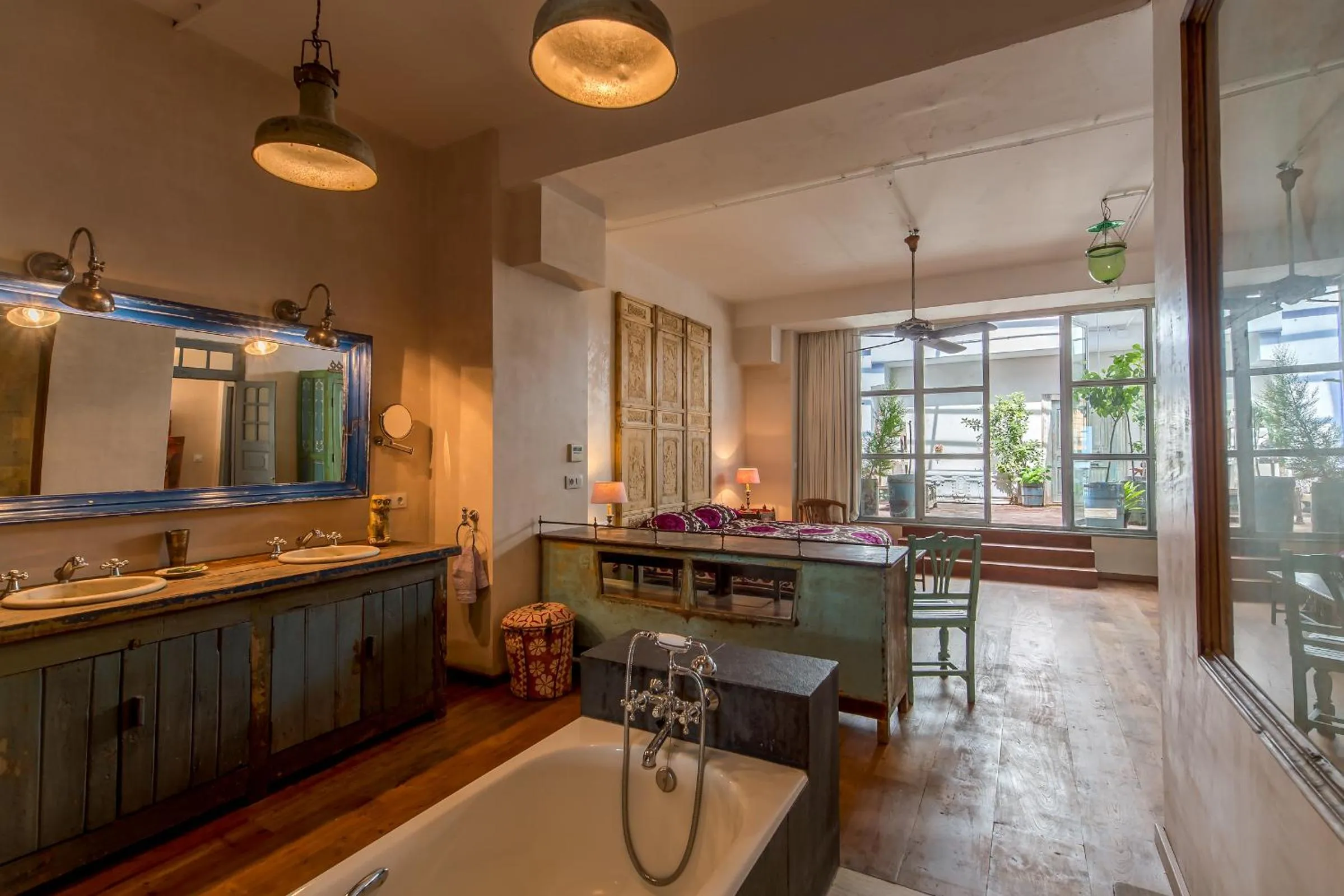 BOMBAYARTE APARTHOTEL TARIFA