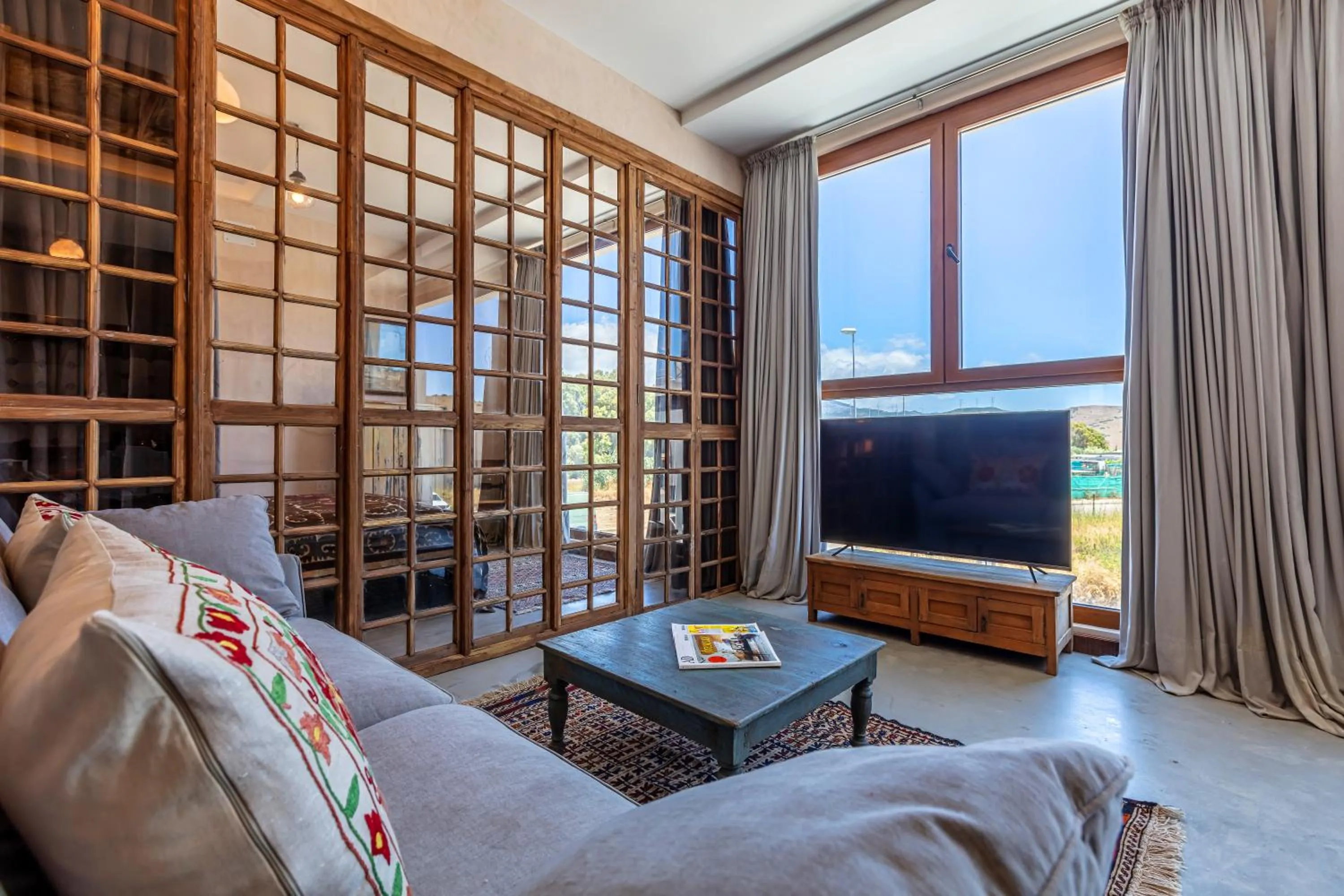 Living room in BOMBAYARTE APARTHOTEL TARIFA