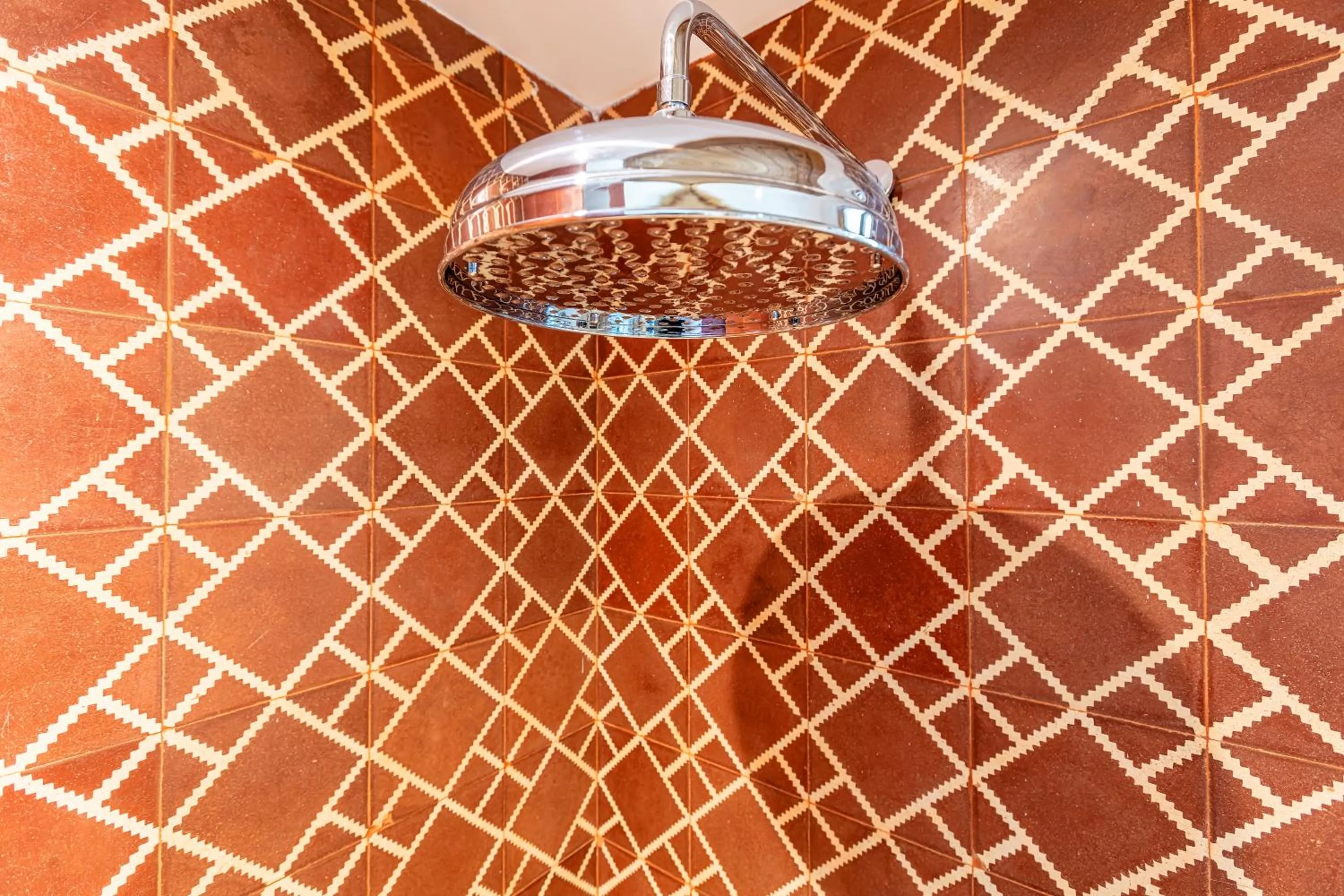 BOMBAYARTE APARTHOTEL TARIFA