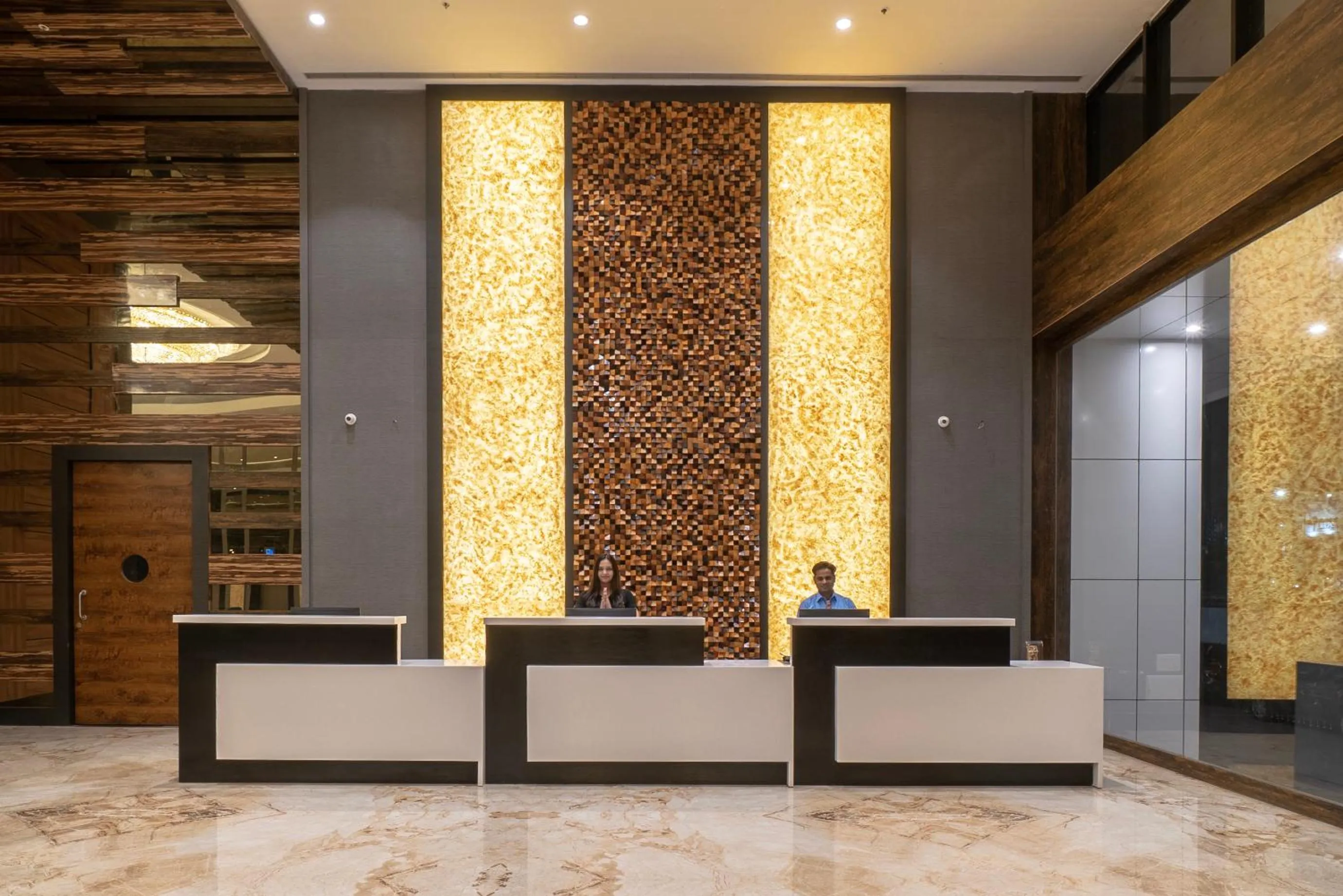 Lobby or reception in Hotel Tip Top International Pune
