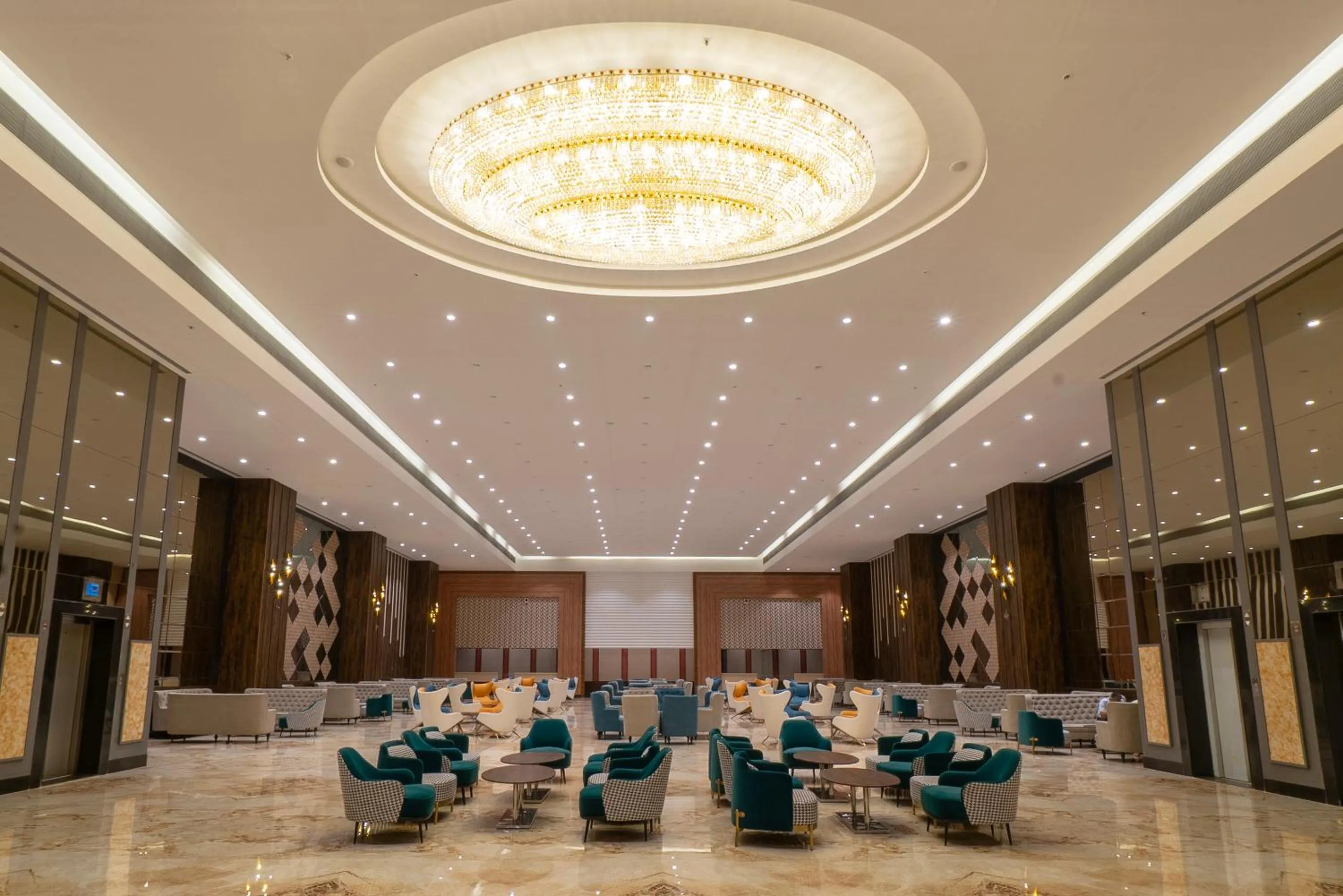 Lobby or reception in Hotel Tip Top International Pune