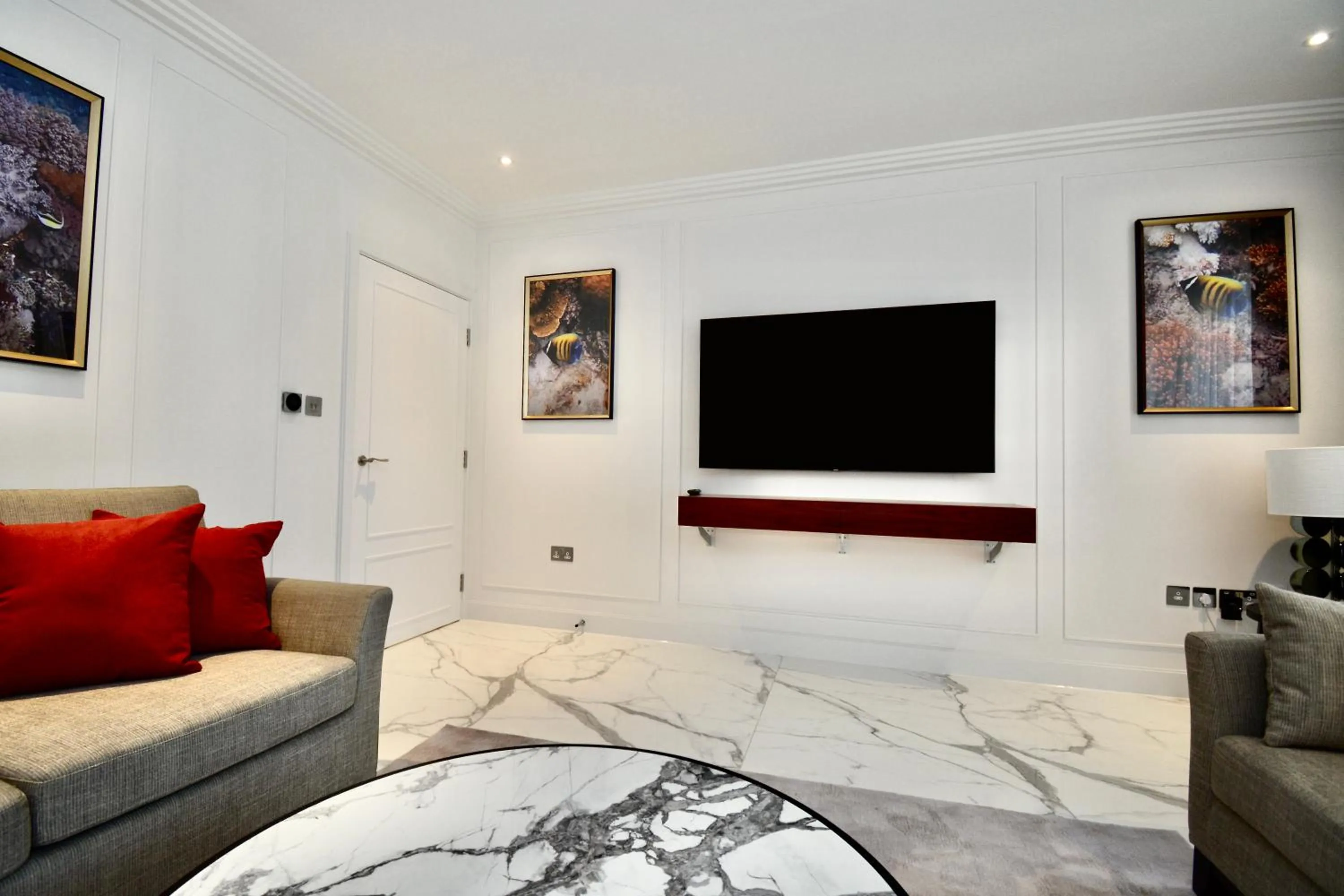 TV and multimedia in Sanctum Regent's Park